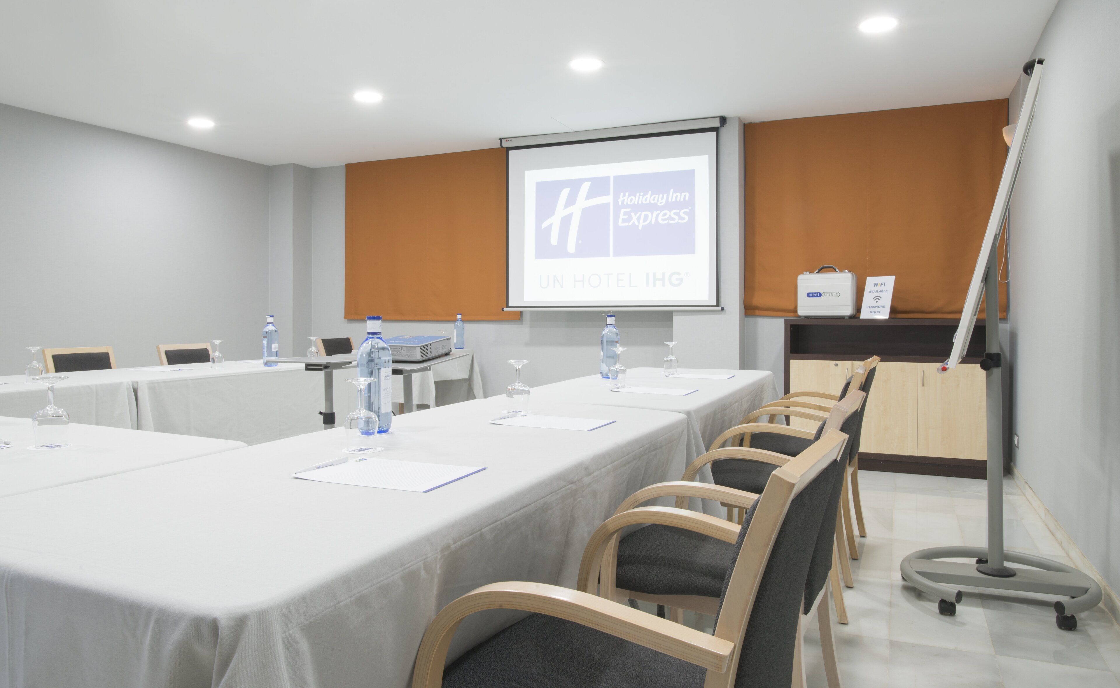 Holiday Inn Express Madrid - Alcorcon Holiday Inn Express Madrid - Alcorcon