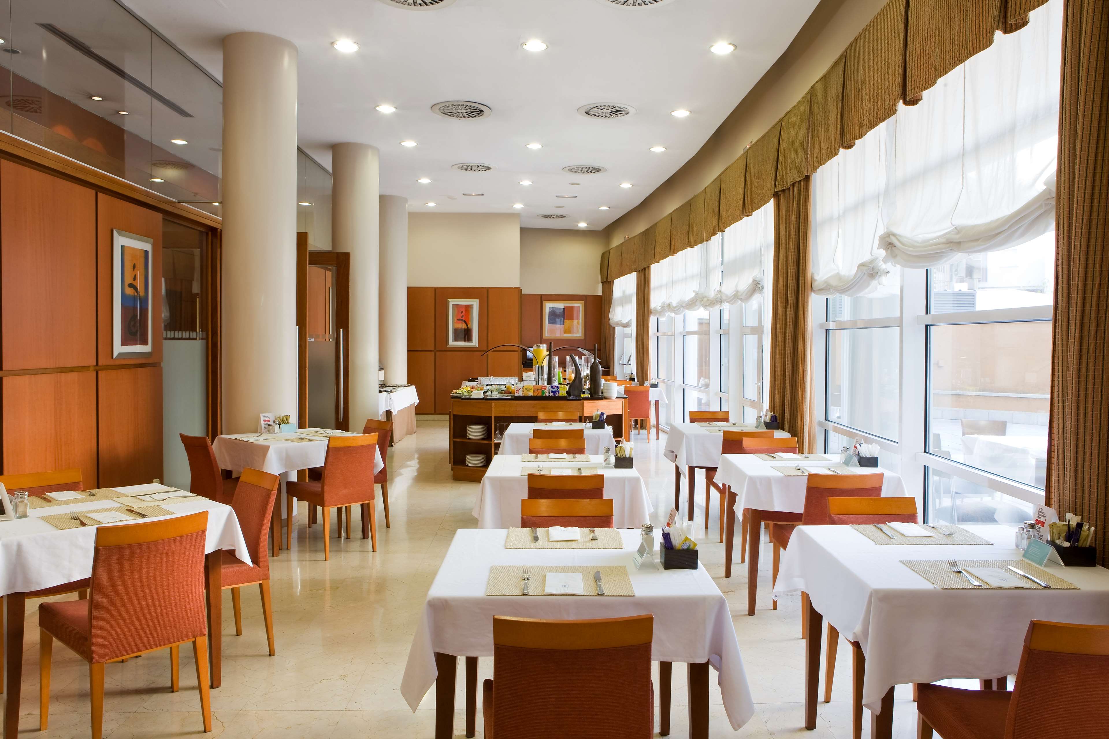 Travelodge Madrid Coslada Airport Travelodge Madrid Coslada Airport