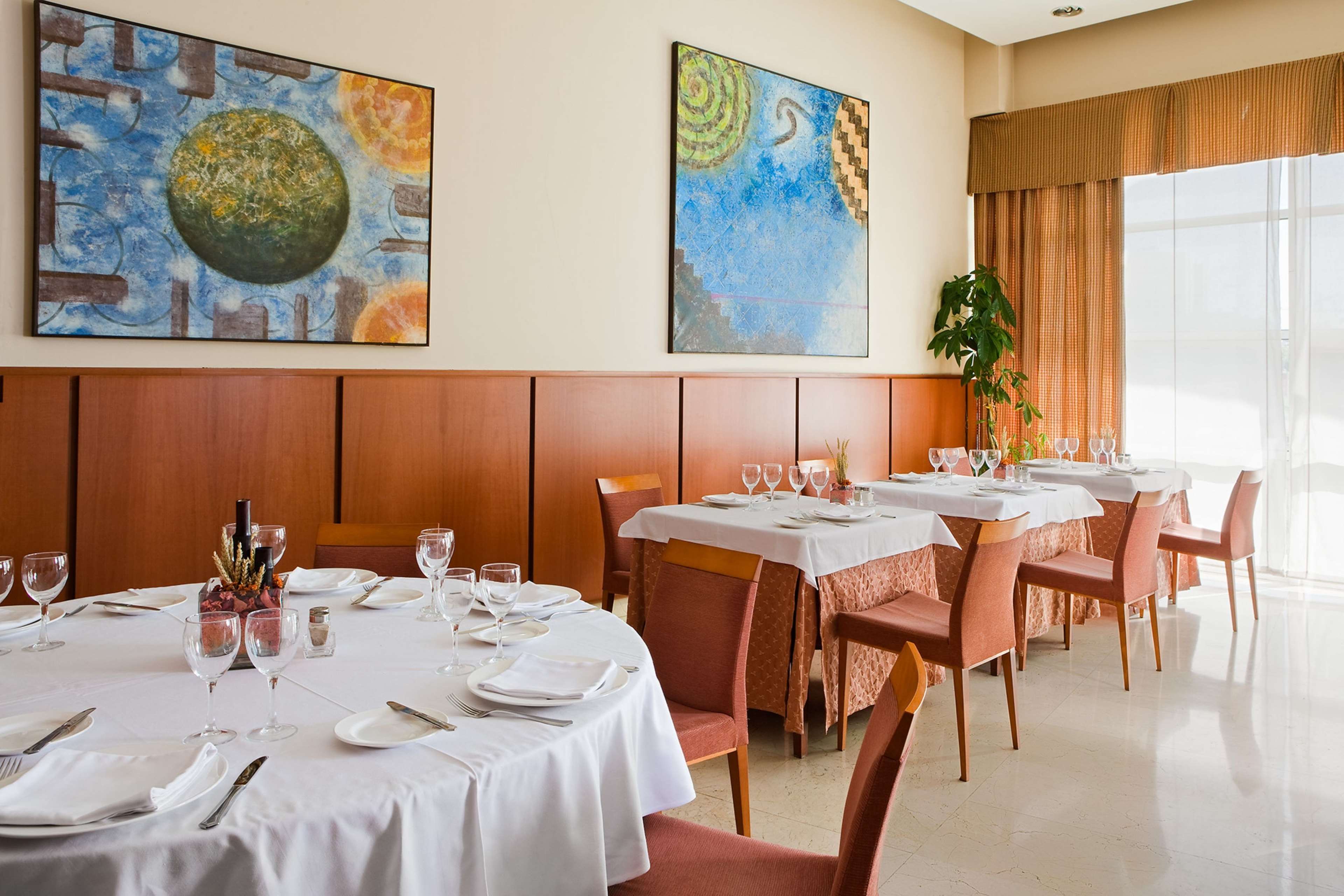 Travelodge Madrid Coslada Airport Travelodge Madrid Coslada Airport