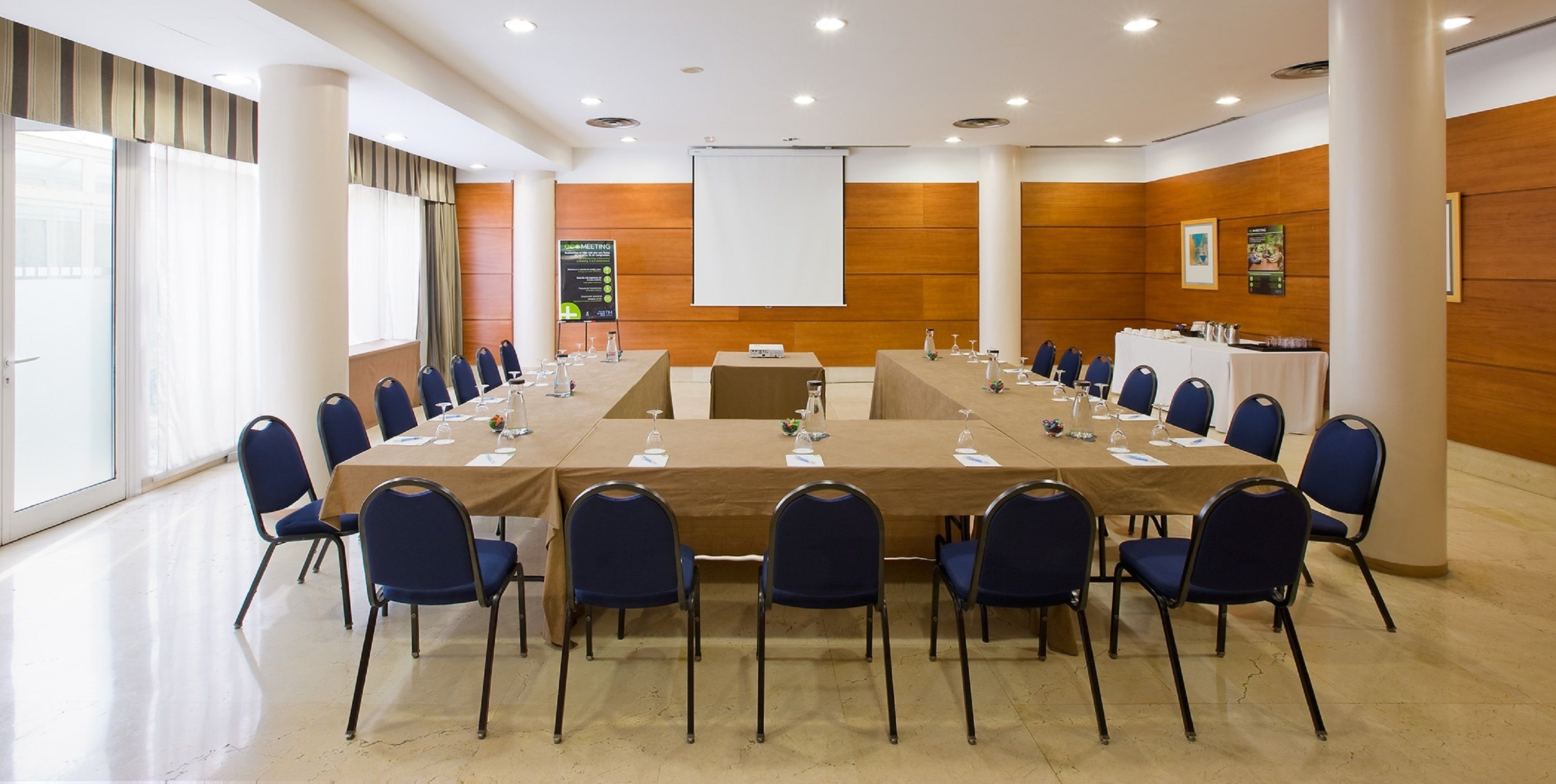 Travelodge Madrid Coslada Airport Travelodge Madrid Coslada Airport