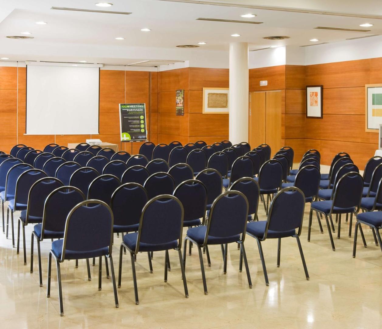 Travelodge Madrid Coslada Airport Travelodge Madrid Coslada Airport