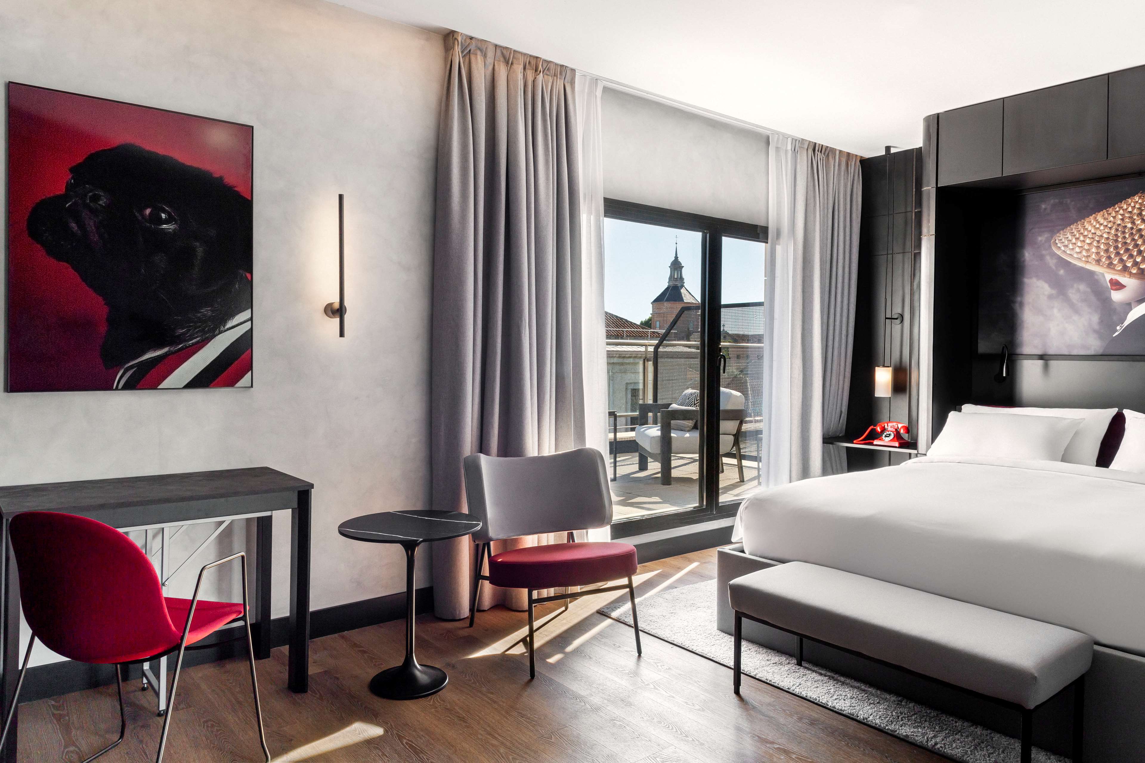 Radisson RED Madrid Radisson RED Madrid