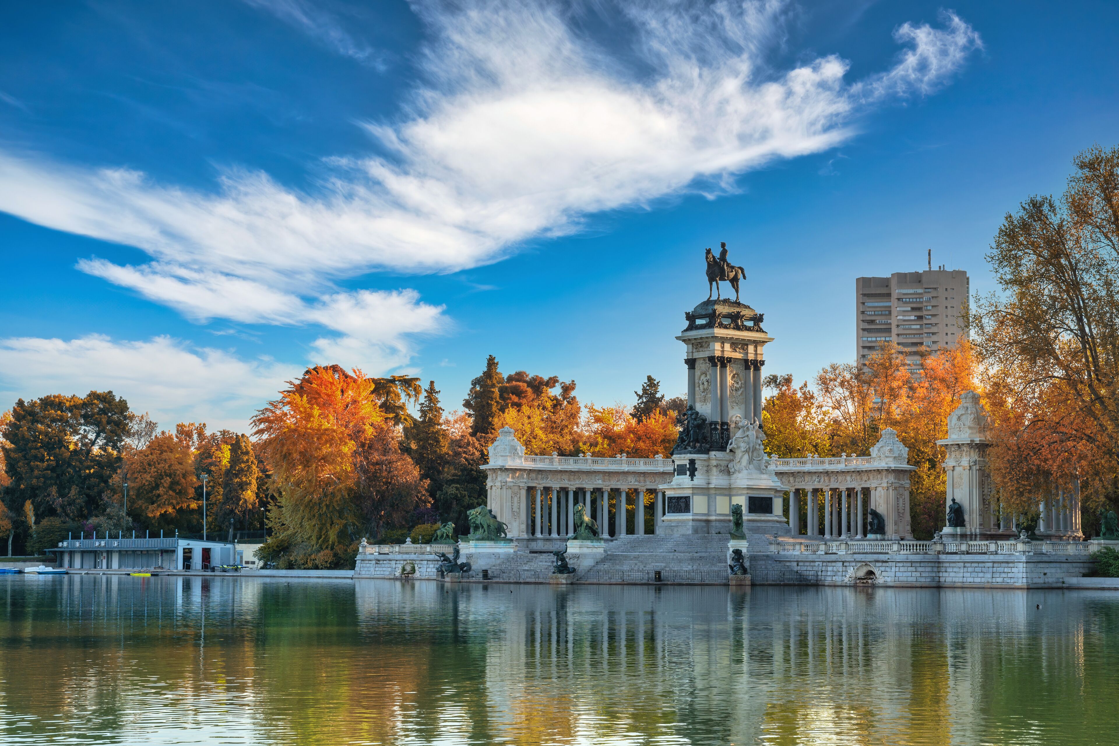 Radisson RED Madrid Radisson RED Madrid