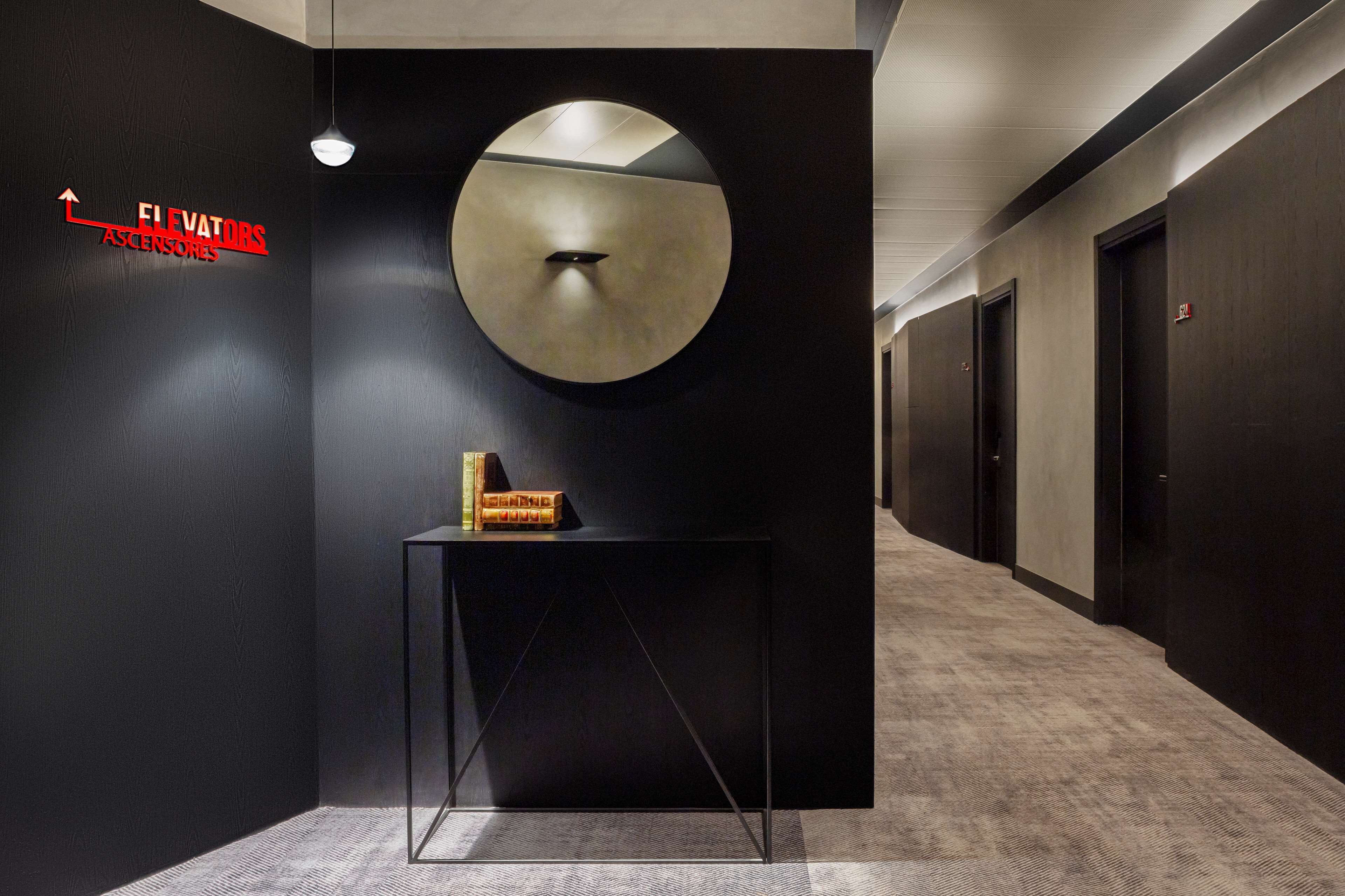 Radisson RED Madrid Radisson RED Madrid