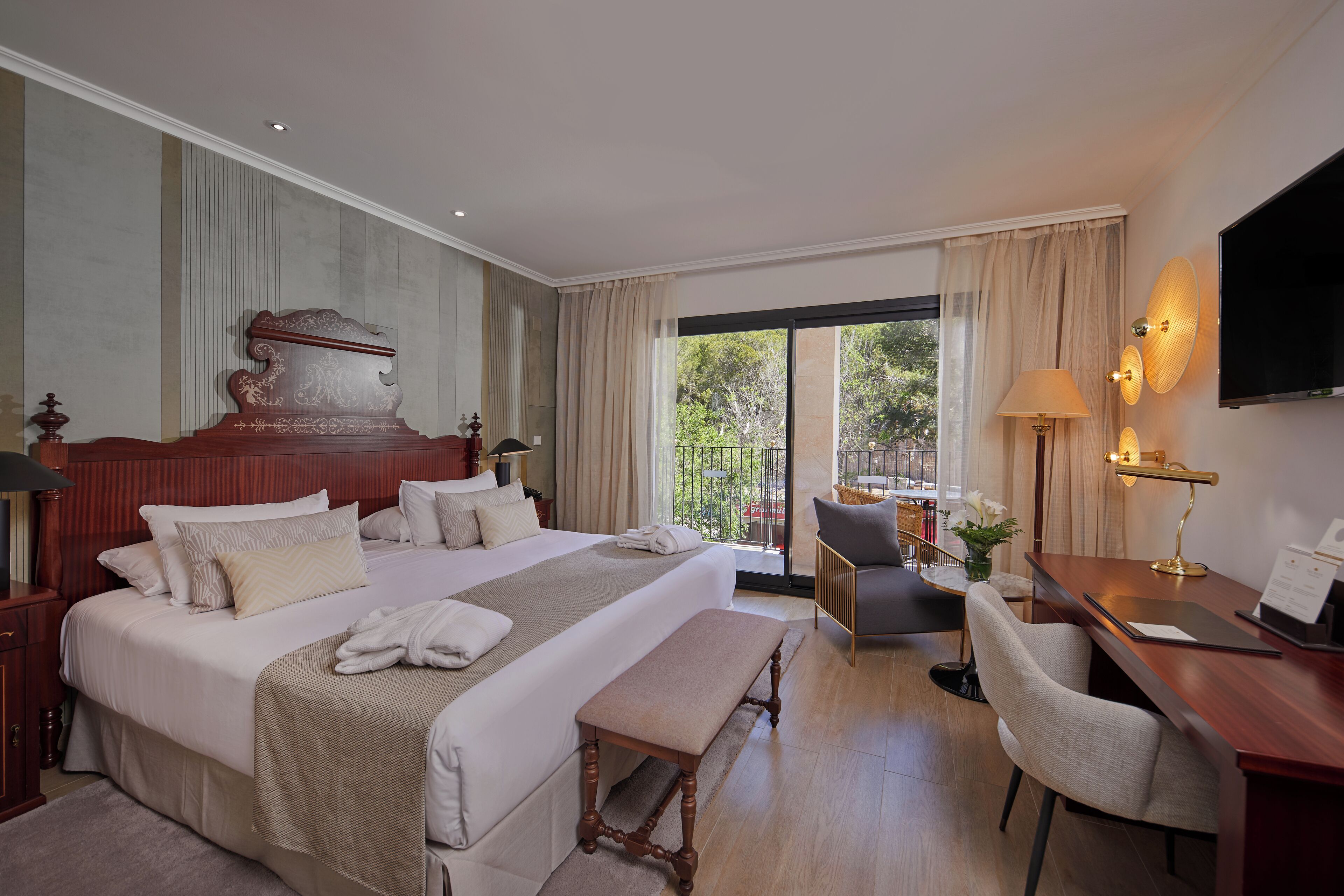 Secrets Mallorca Villamil (Adults Only) Secrets Mallorca Villamil (Adults Only)