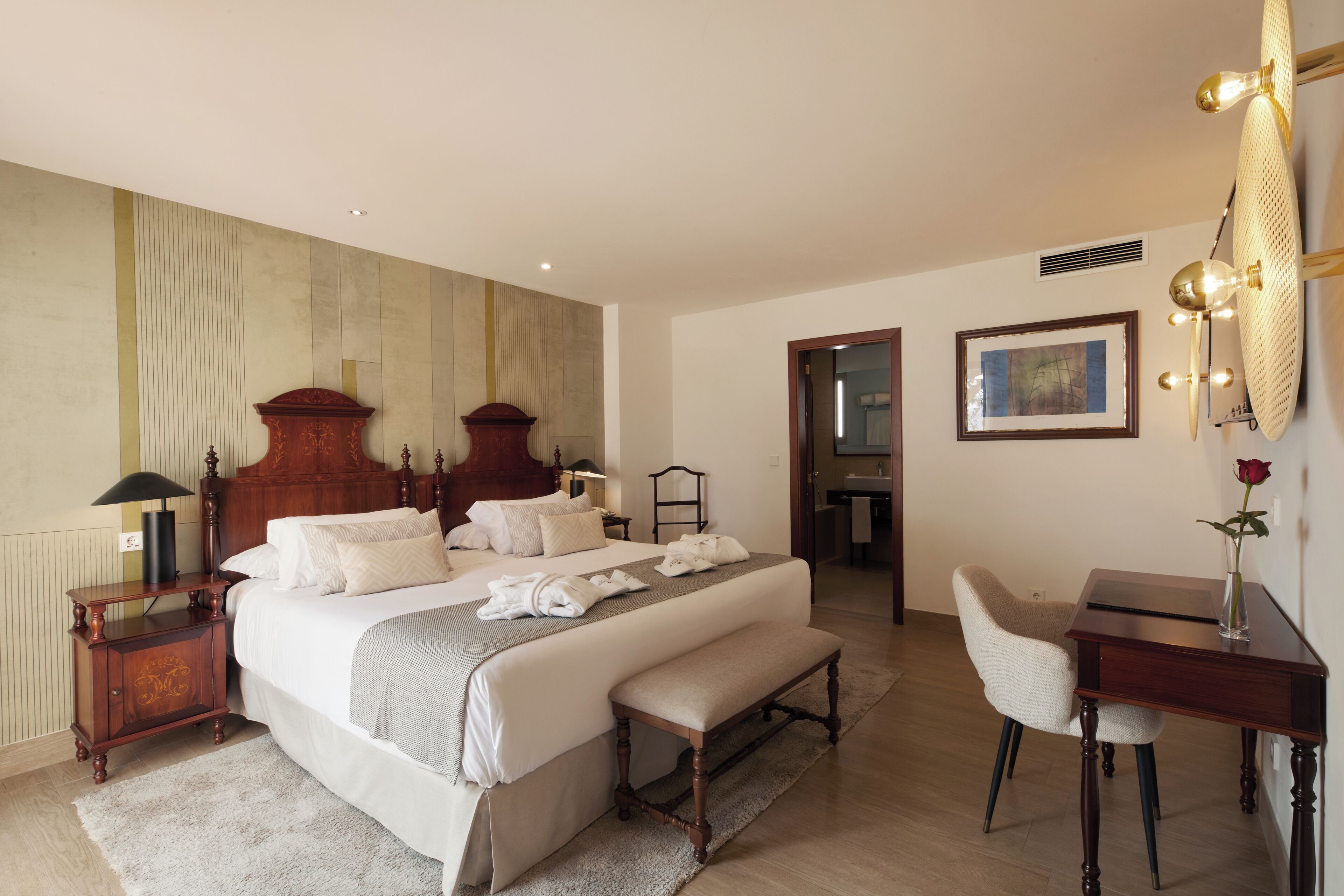 Secrets Mallorca Villamil (Adults Only) Secrets Mallorca Villamil (Adults Only)