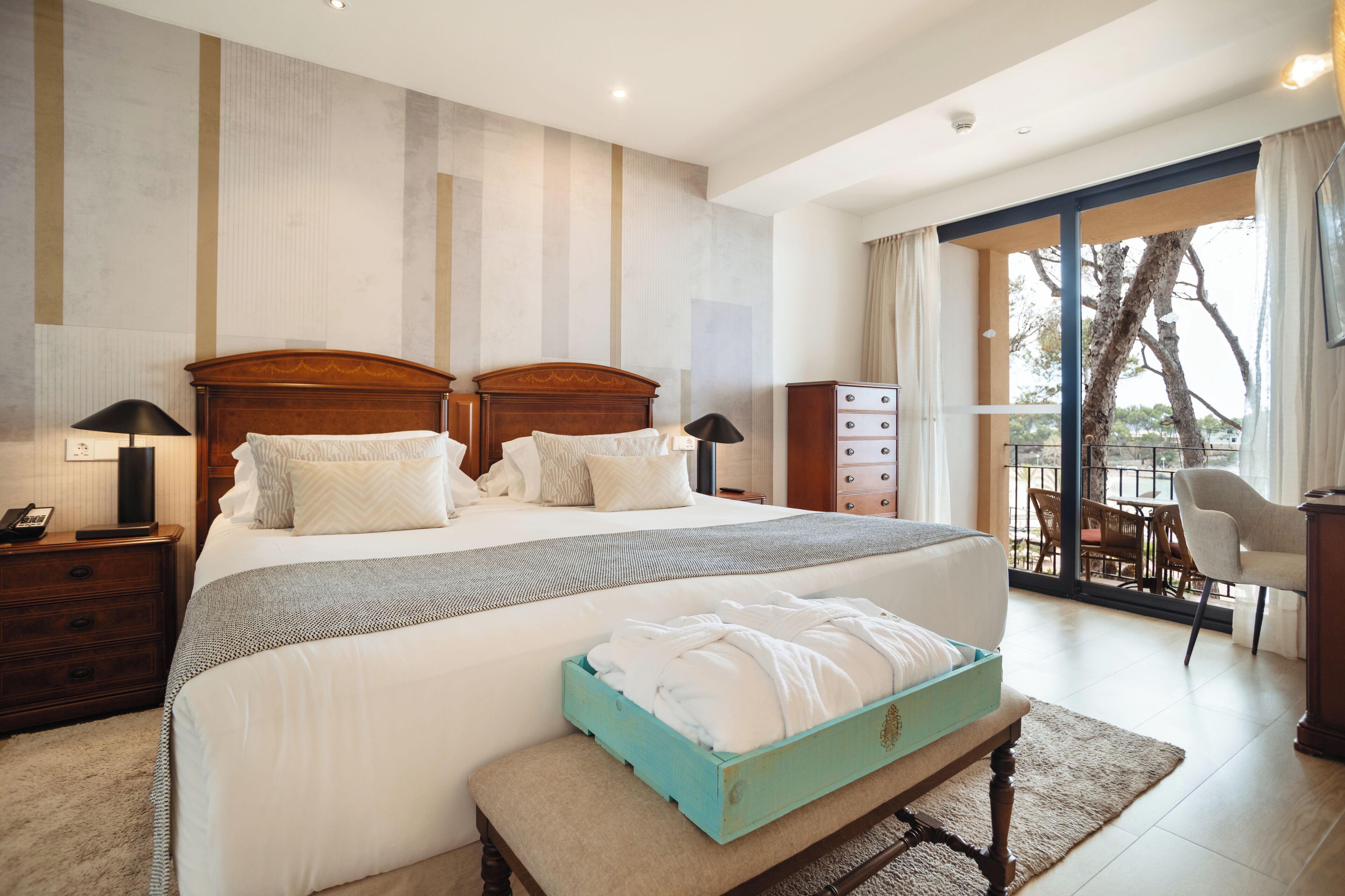 Secrets Mallorca Villamil (Adults Only) Secrets Mallorca Villamil (Adults Only)