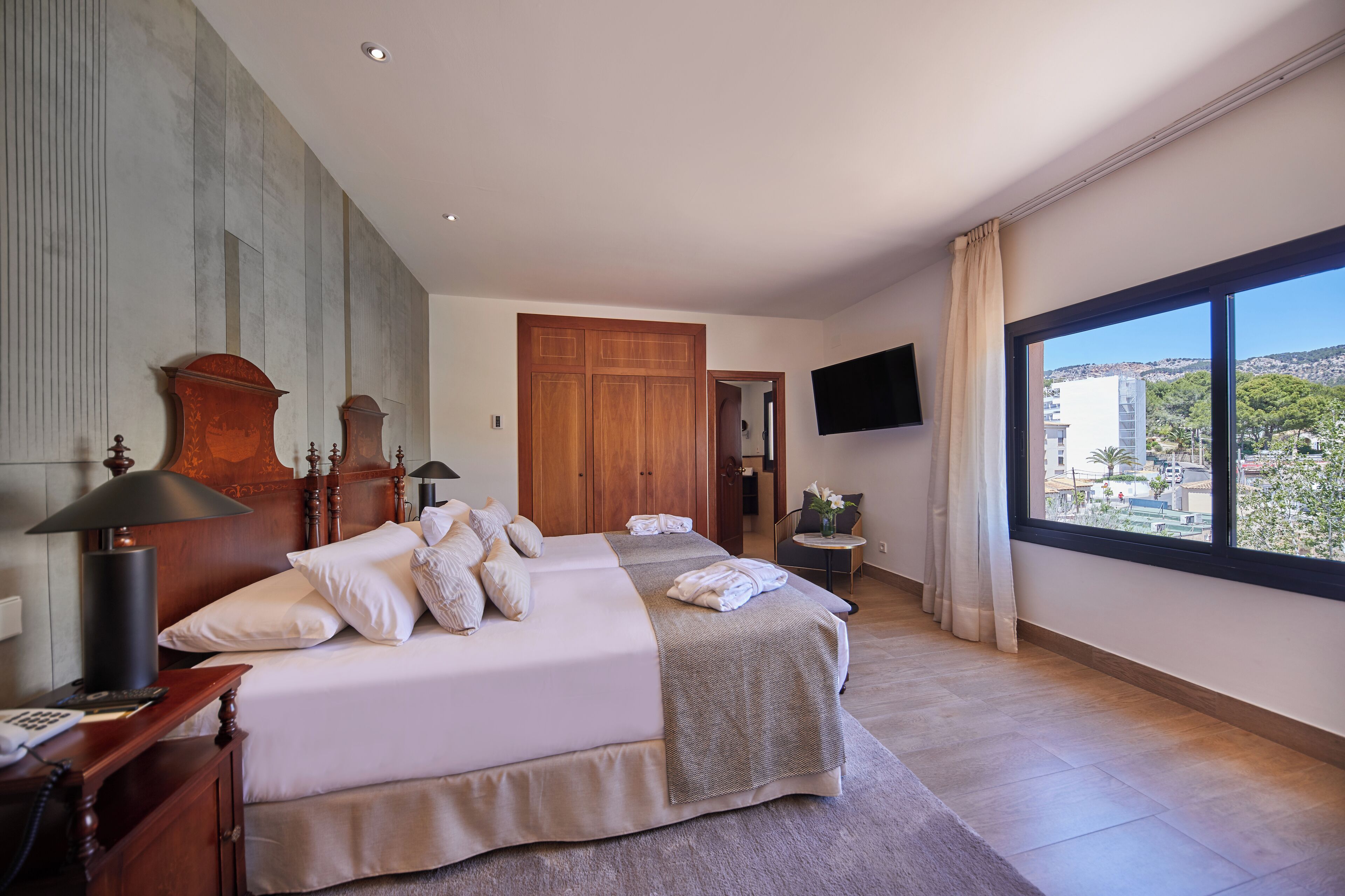 Secrets Mallorca Villamil (Adults Only) Secrets Mallorca Villamil (Adults Only)