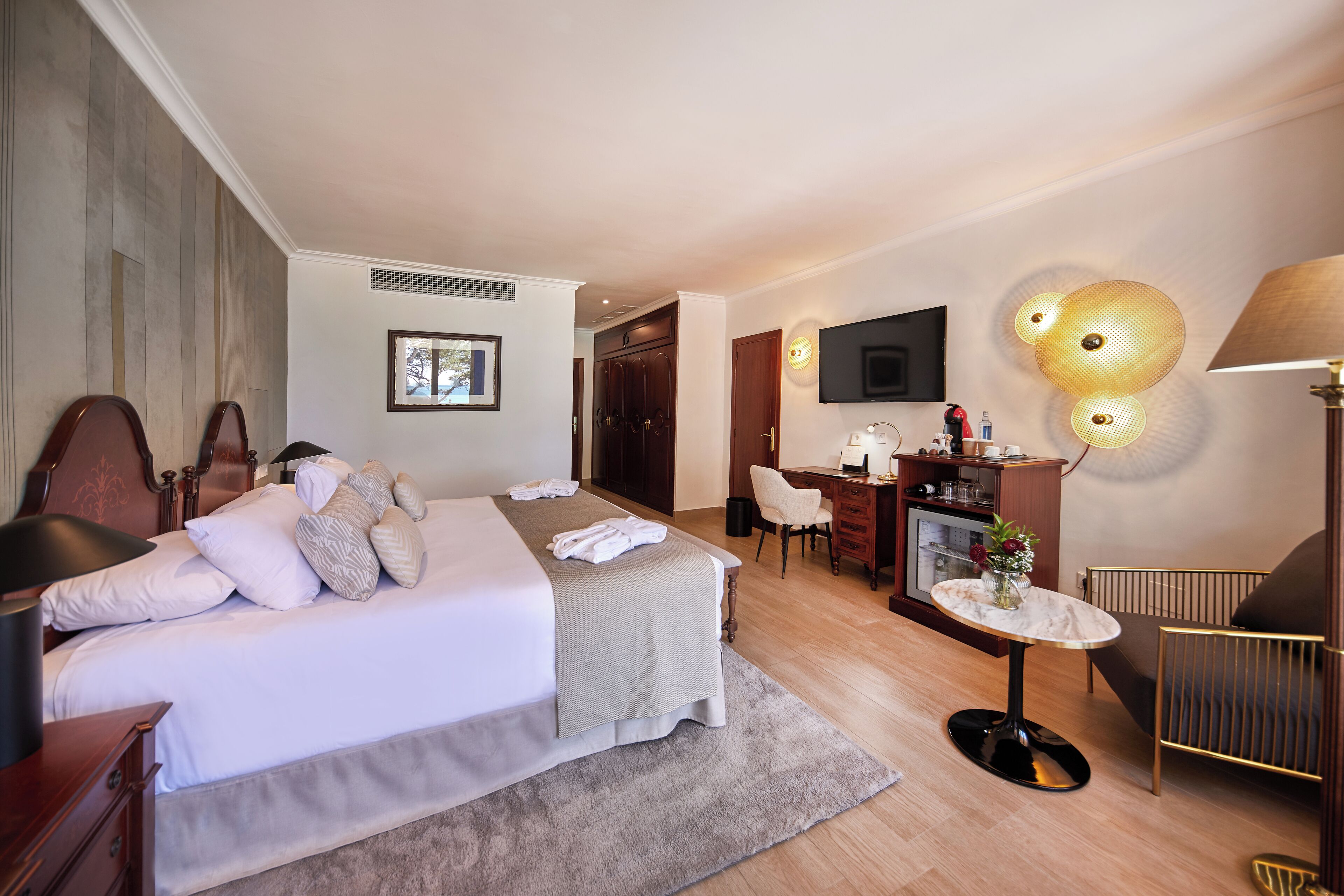 Secrets Mallorca Villamil (Adults Only) Secrets Mallorca Villamil (Adults Only)