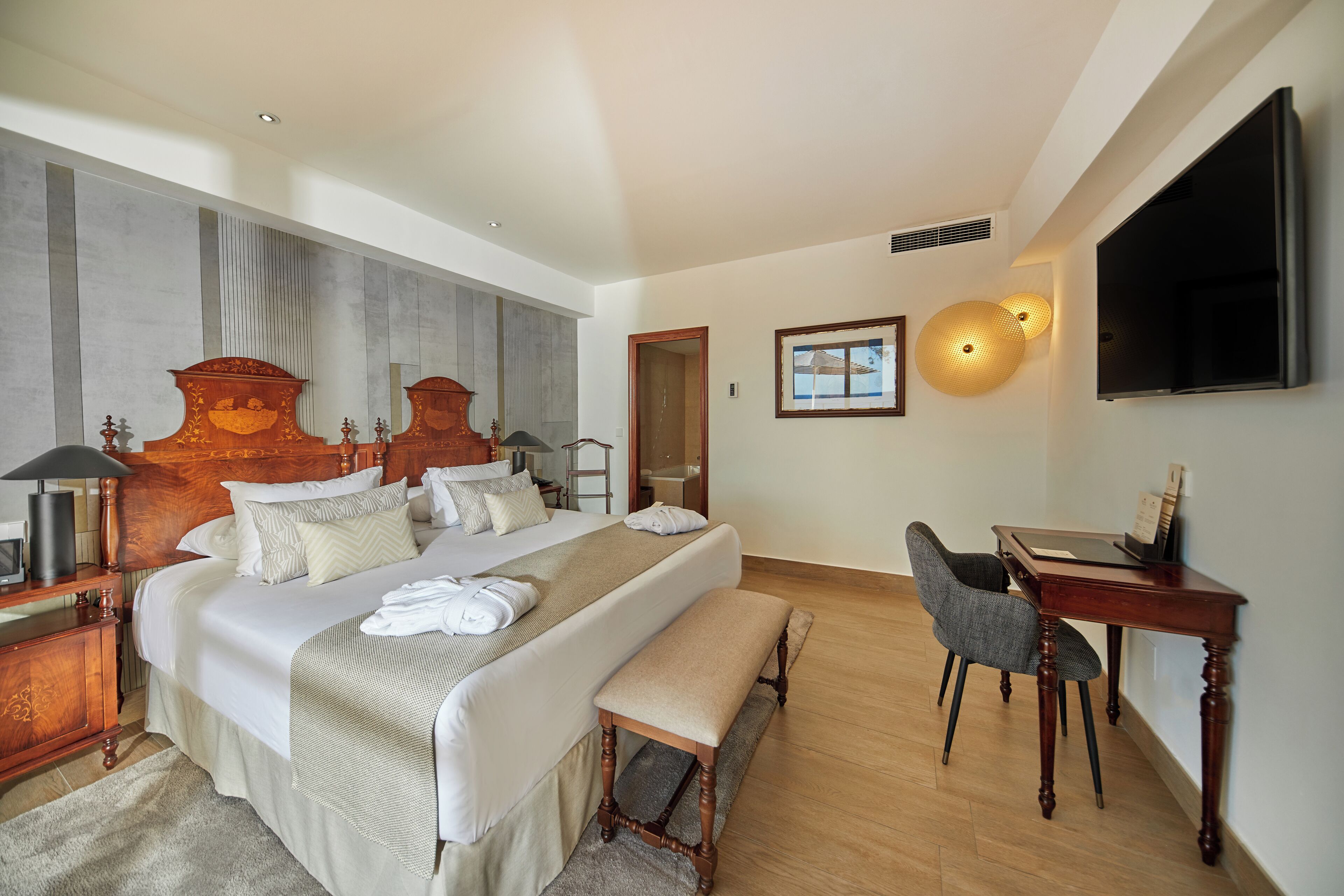 Secrets Mallorca Villamil (Adults Only) Secrets Mallorca Villamil (Adults Only)