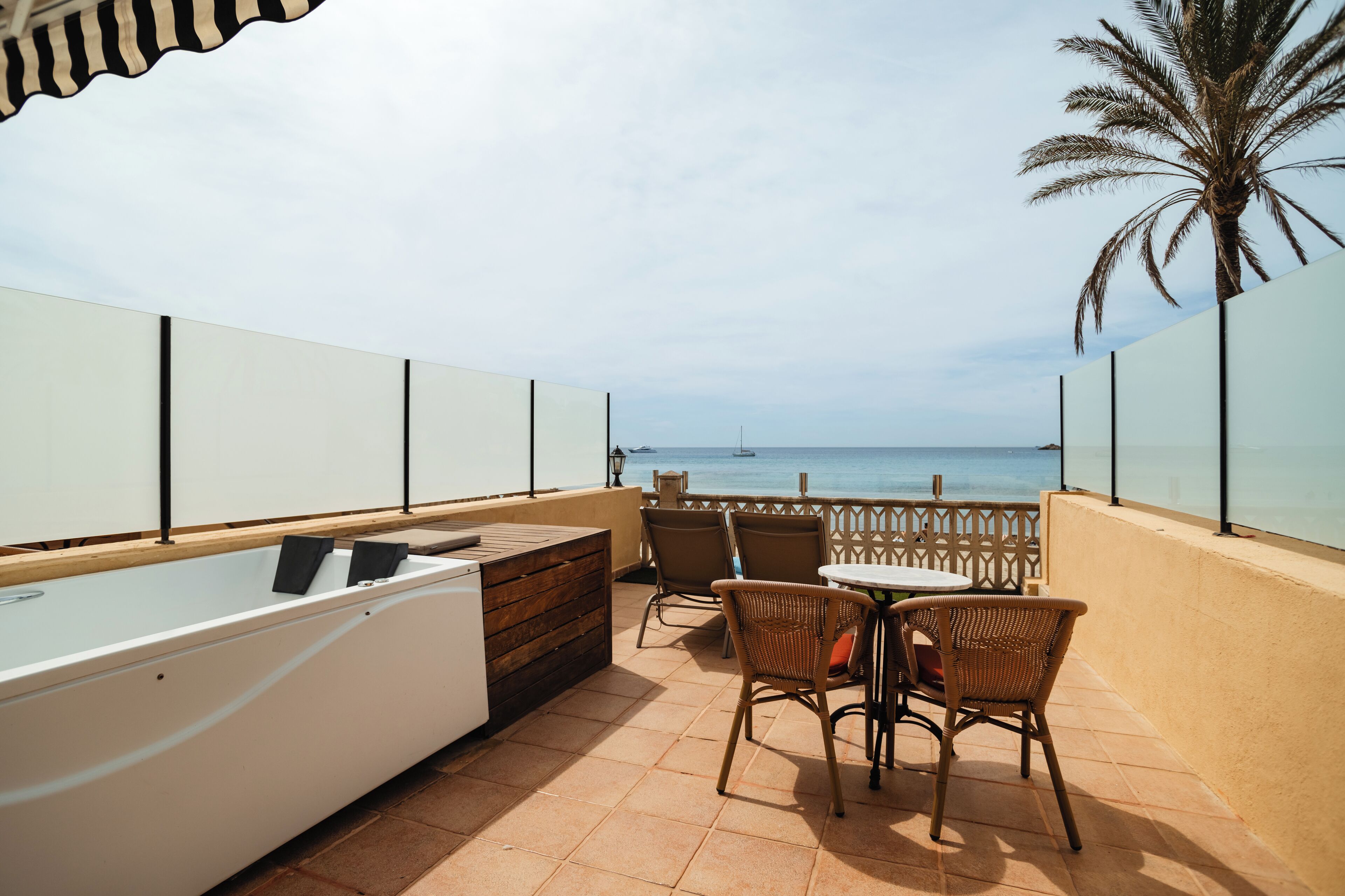 Secrets Mallorca Villamil (Adults Only) Secrets Mallorca Villamil (Adults Only)