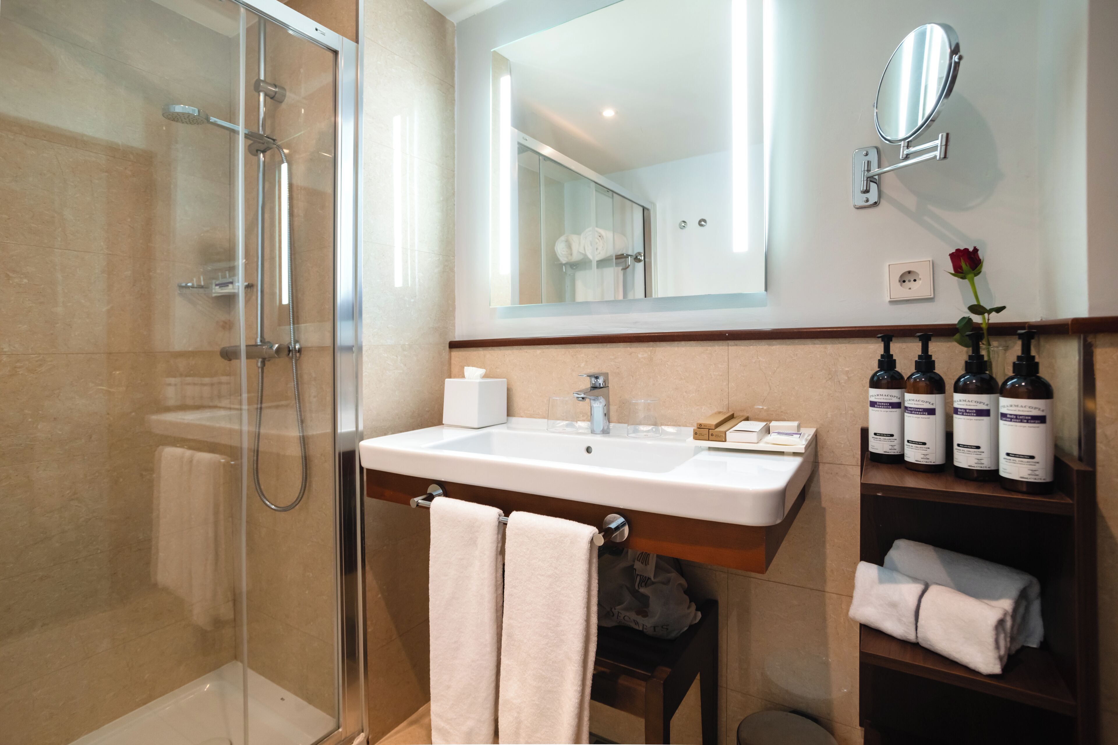 Secrets Mallorca Villamil (Adults Only) Secrets Mallorca Villamil (Adults Only)