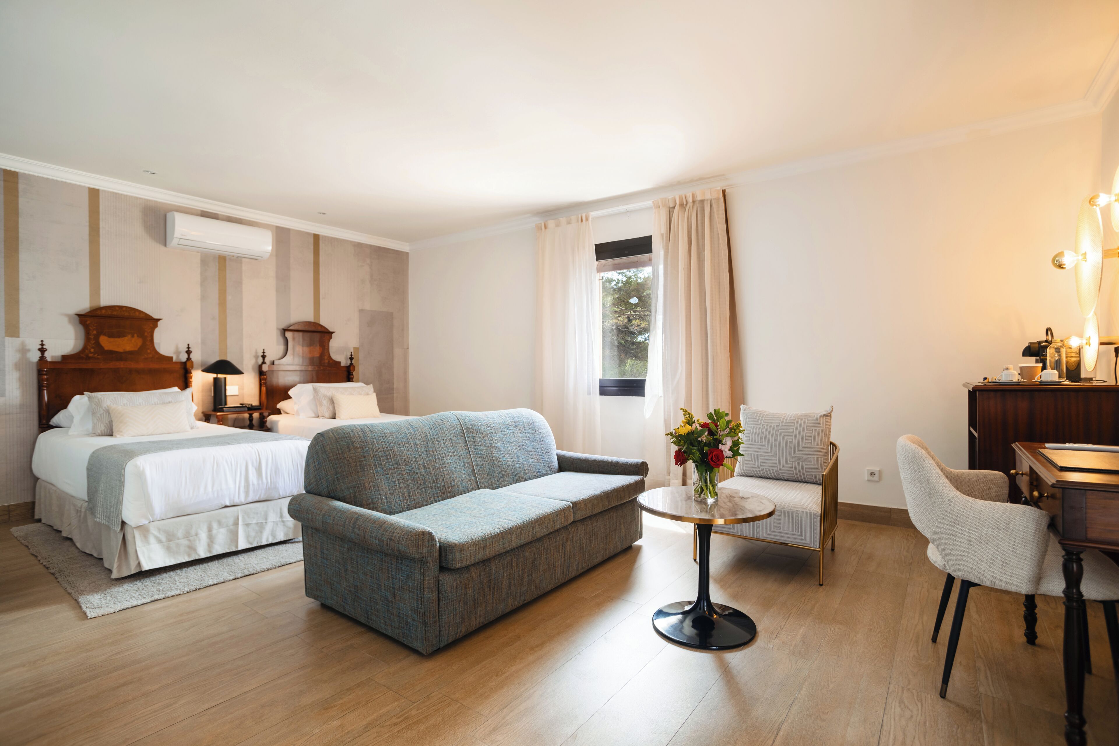 Secrets Mallorca Villamil (Adults Only) Secrets Mallorca Villamil (Adults Only)