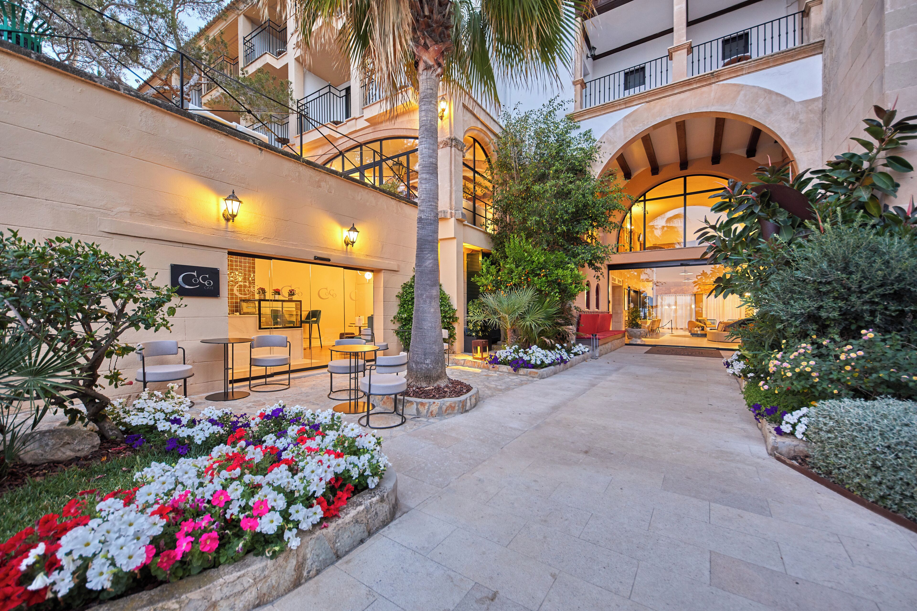 Secrets Mallorca Villamil (Adults Only) Secrets Mallorca Villamil (Adults Only)