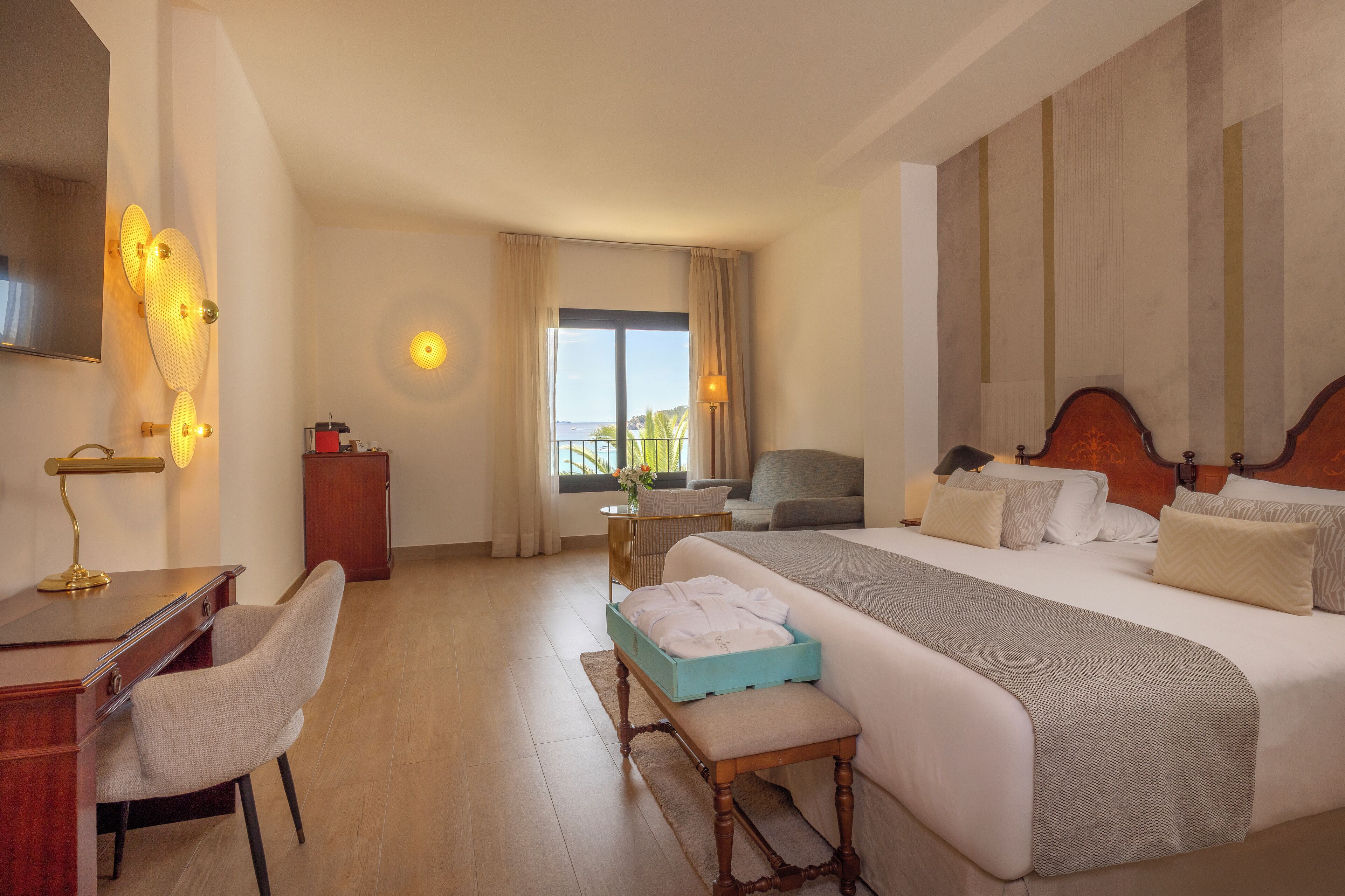 Secrets Mallorca Villamil (Adults Only) Secrets Mallorca Villamil (Adults Only)