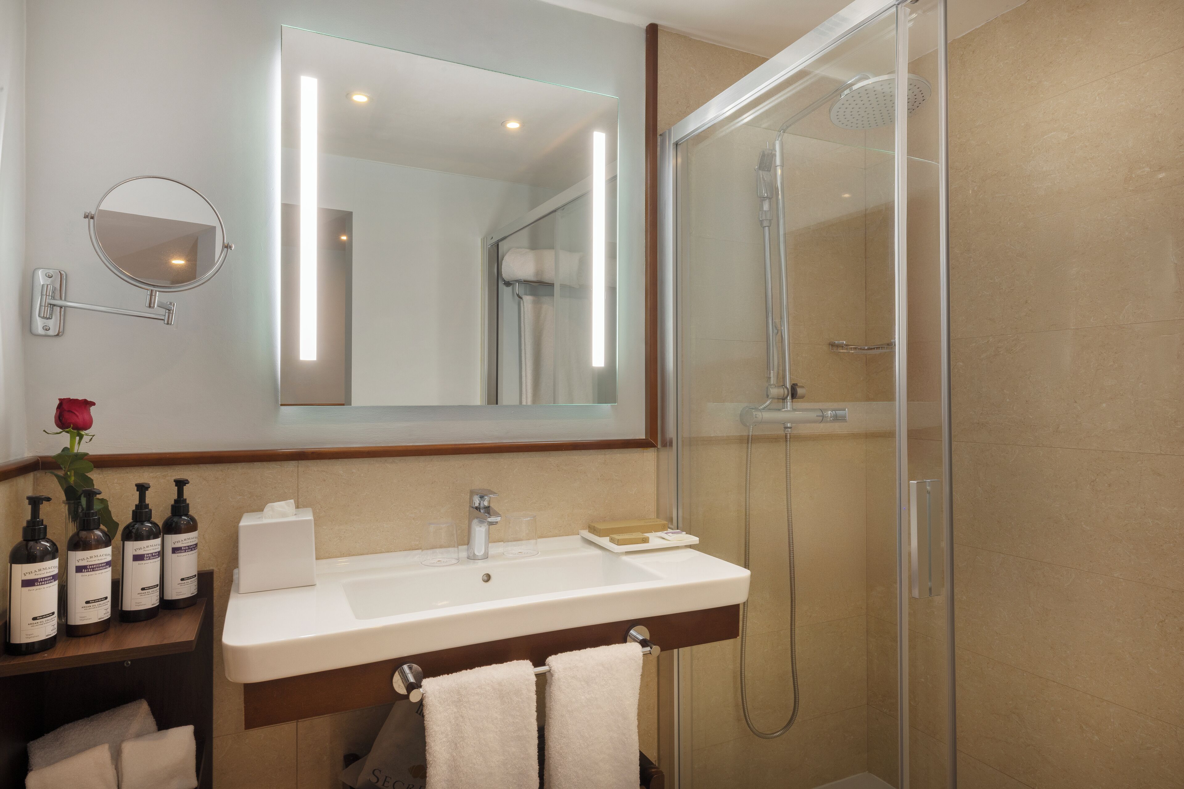 Secrets Mallorca Villamil (Adults Only) Secrets Mallorca Villamil (Adults Only)