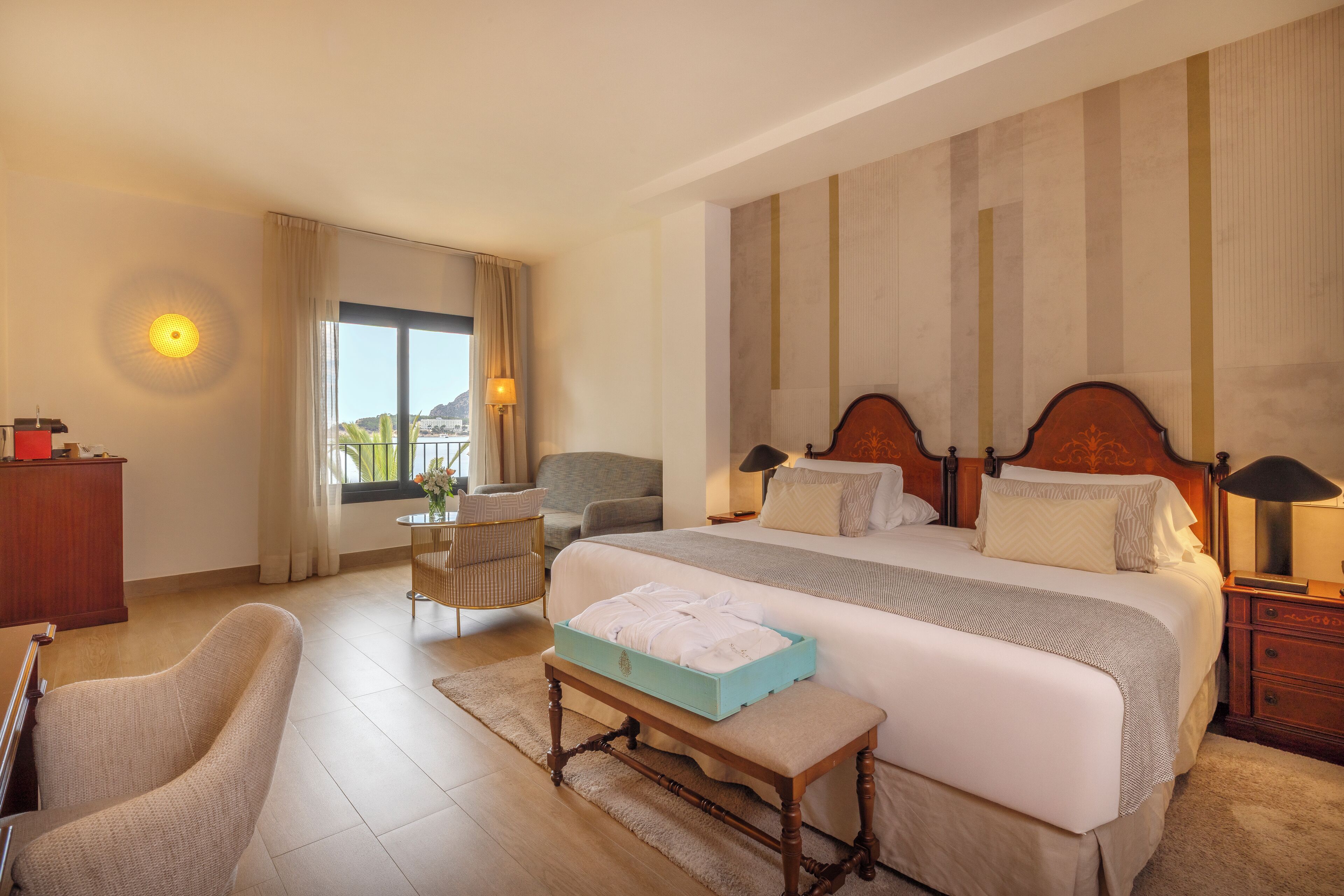 Secrets Mallorca Villamil (Adults Only) Secrets Mallorca Villamil (Adults Only)