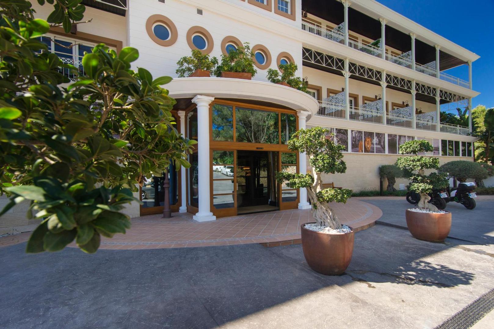 Lindner Hotel Mallorca Portals Nous, part of JdV by Hyatt Lindner Hotel Mallorca Portals Nous, part of JdV by Hyatt