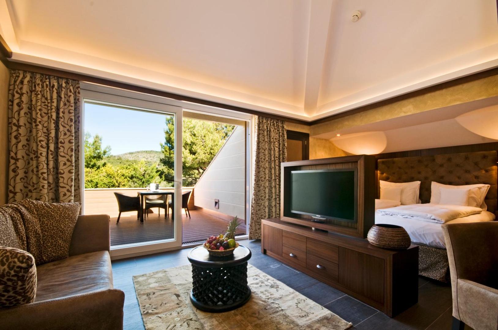 Lindner Hotel Mallorca Portals Nous, part of JdV by Hyatt Lindner Hotel Mallorca Portals Nous, part of JdV by Hyatt