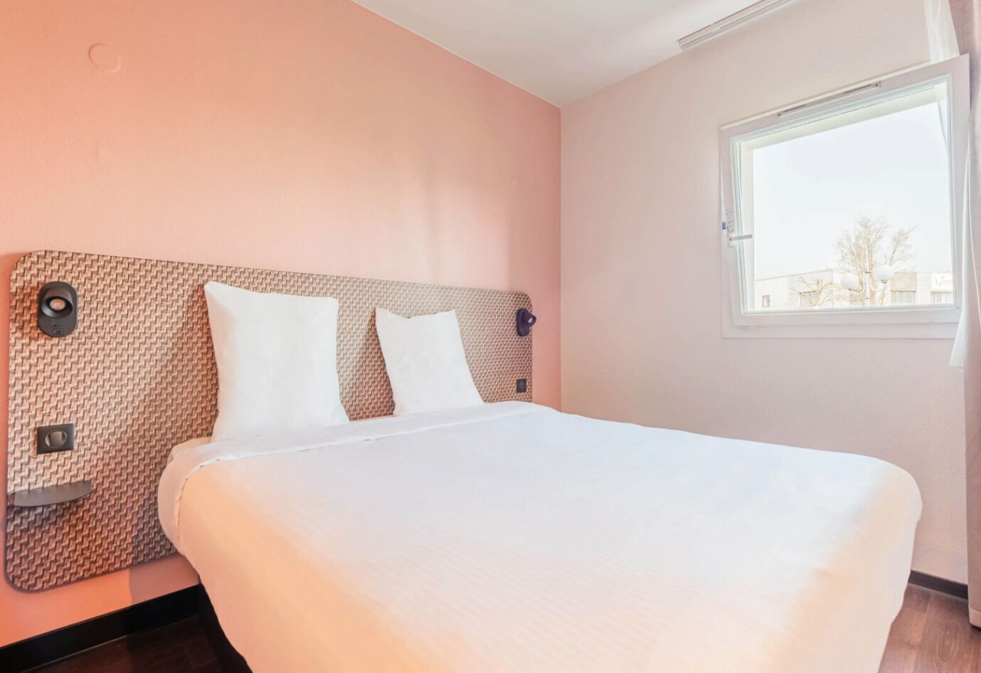 B&B HOTEL Strasbourg Aéroport B&B HOTEL Strasbourg Aéroport