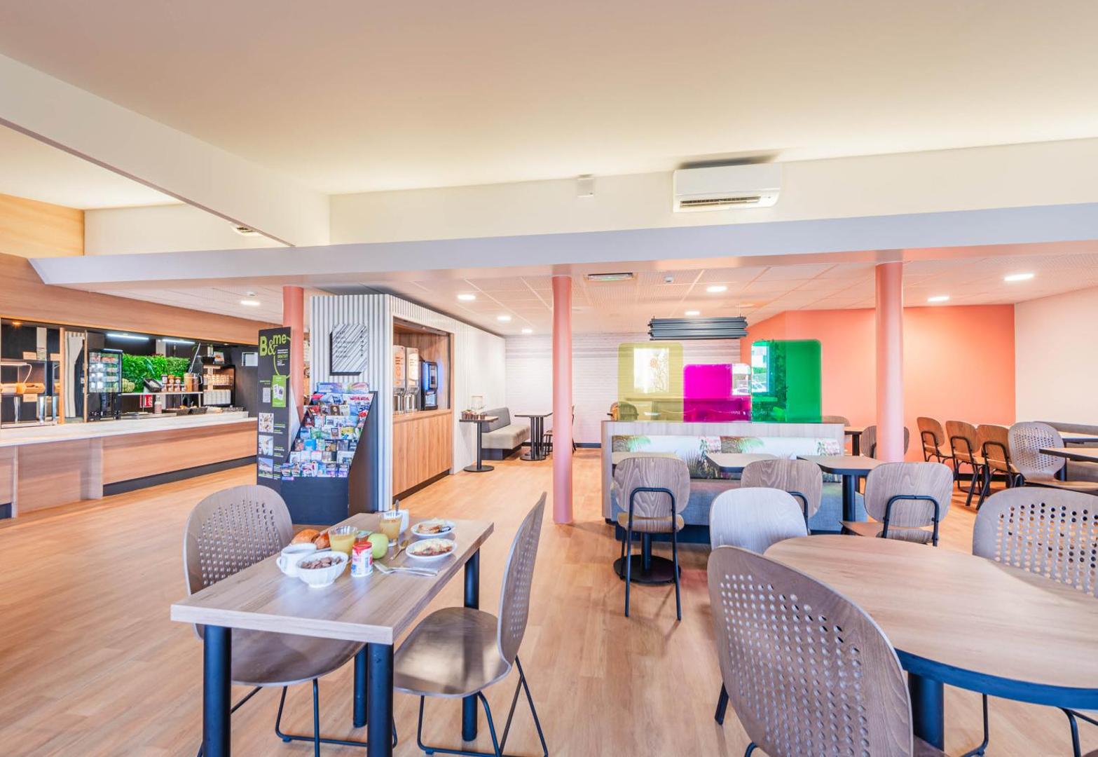 B&B HOTEL Strasbourg Aéroport B&B HOTEL Strasbourg Aéroport