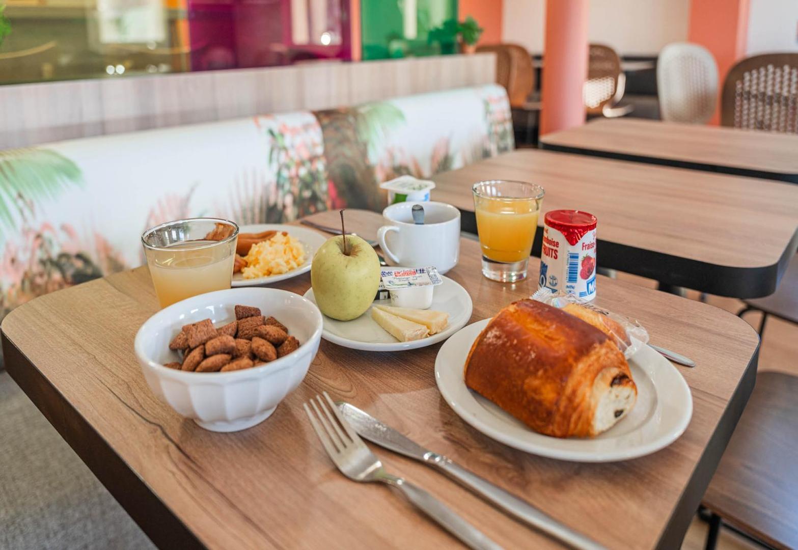 B&B HOTEL Strasbourg Nord Mundolsheim B&B HOTEL Strasbourg Nord Mundolsheim