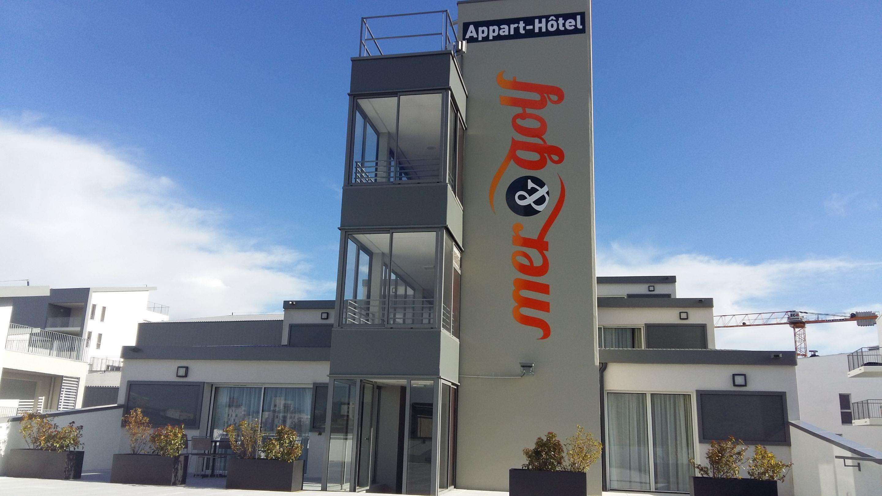Appart-Hotel Mer & Golf City Bordeaux Bassins a Flot Appart-Hotel Mer & Golf City Bordeaux Bassins a Flot