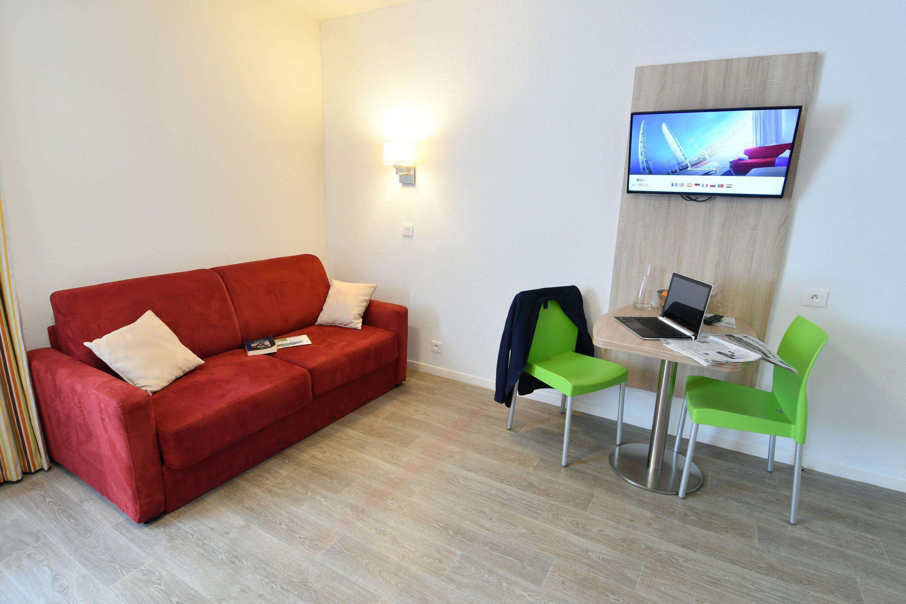 Appart-Hotel Mer & Golf City Bordeaux Bassins a Flot Appart-Hotel Mer & Golf City Bordeaux Bassins a Flot