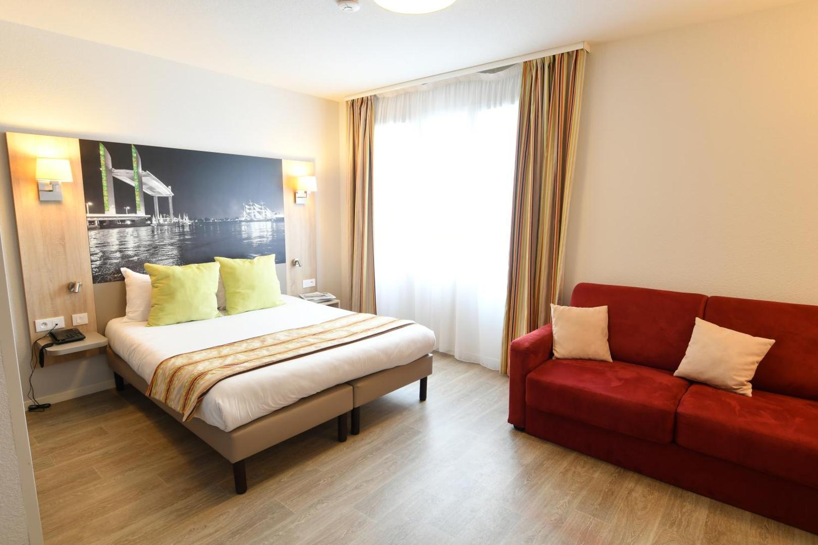 Appart-Hotel Mer & Golf City Bordeaux Bassins a Flot Appart-Hotel Mer & Golf City Bordeaux Bassins a Flot