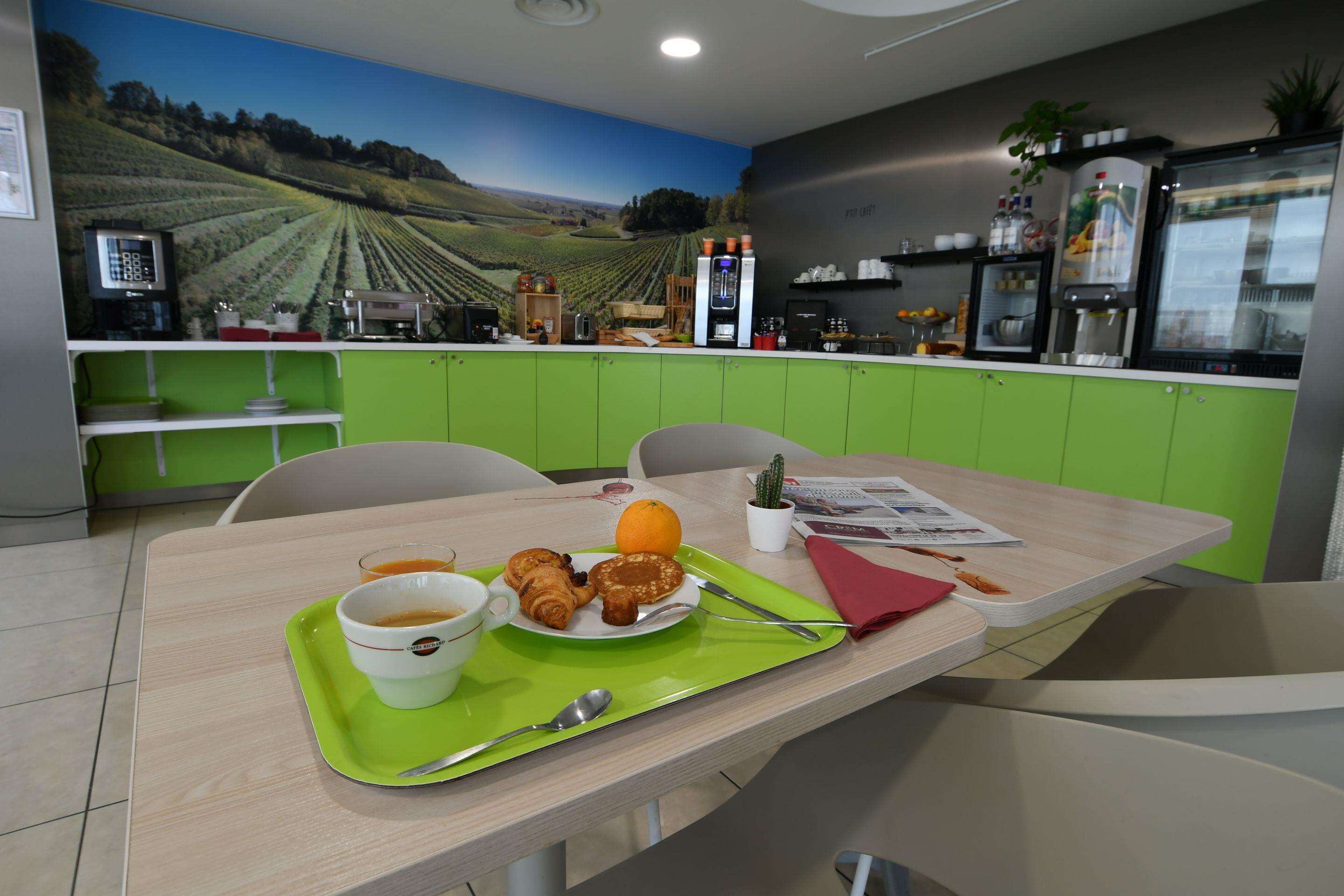 Appart-Hotel Mer & Golf City Bordeaux Bassins a Flot Appart-Hotel Mer & Golf City Bordeaux Bassins a Flot