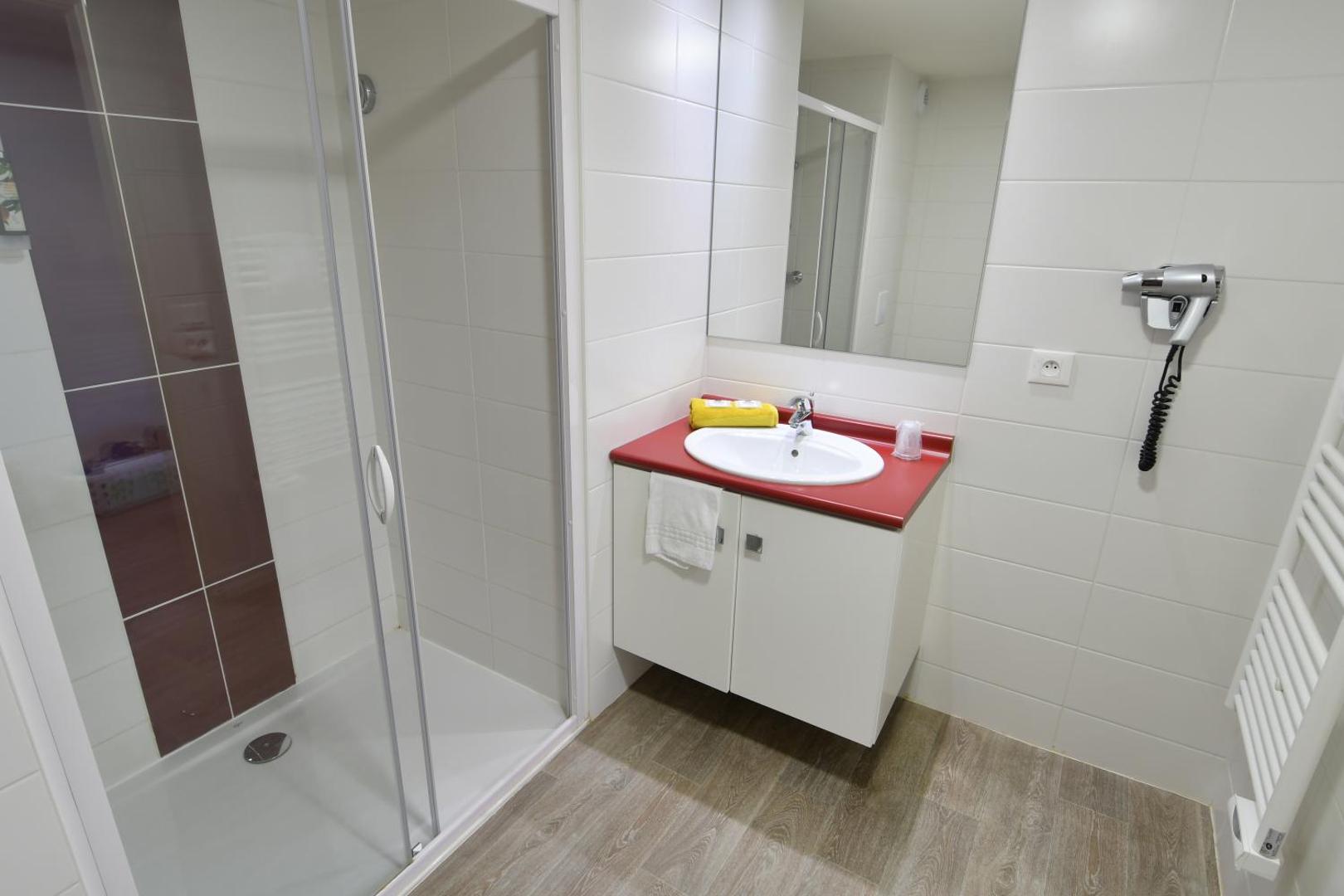 Appart-Hotel Mer & Golf City Bordeaux Bassins a Flot Appart-Hotel Mer & Golf City Bordeaux Bassins a Flot