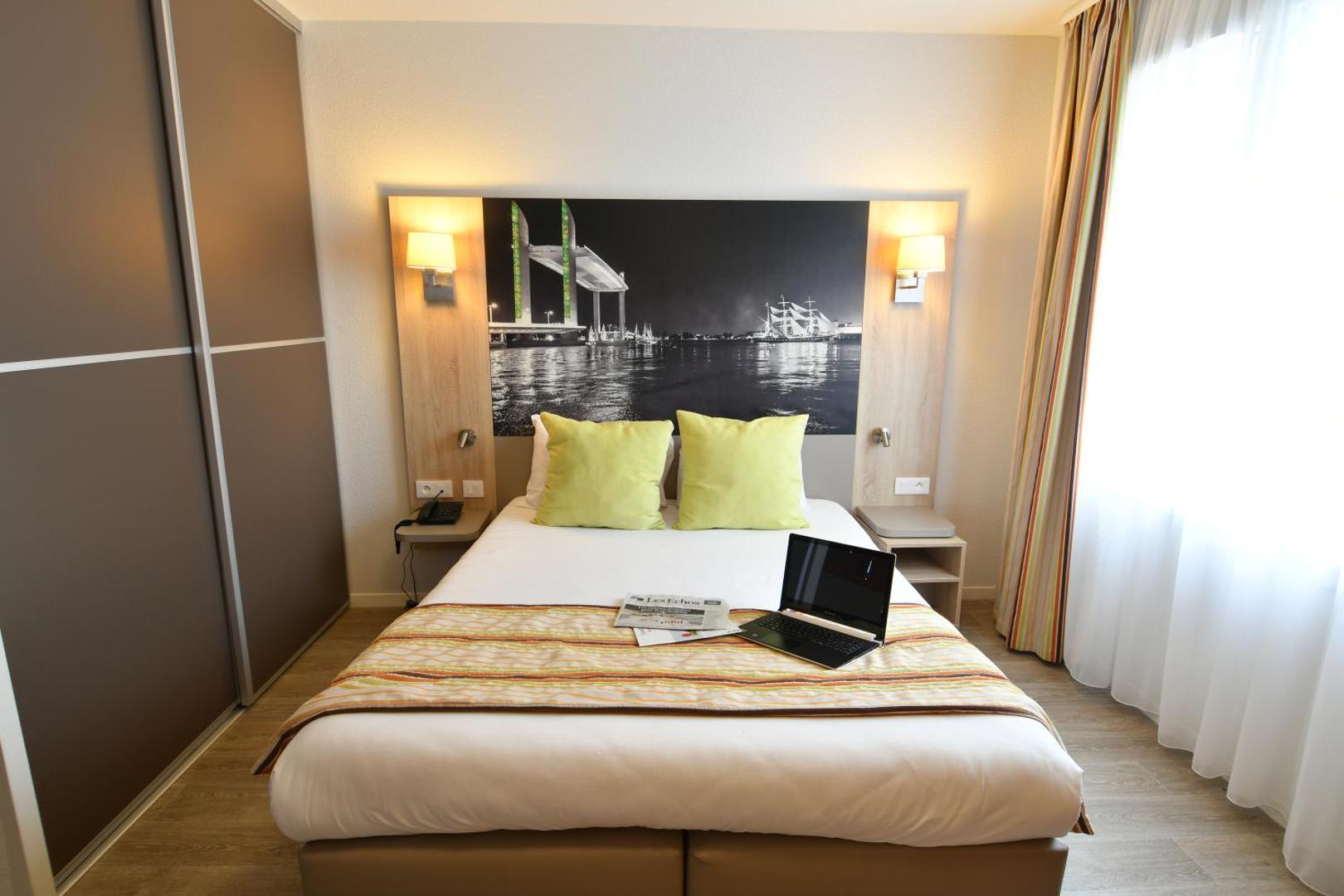 Appart-Hotel Mer & Golf City Bordeaux Bassins a Flot Appart-Hotel Mer & Golf City Bordeaux Bassins a Flot