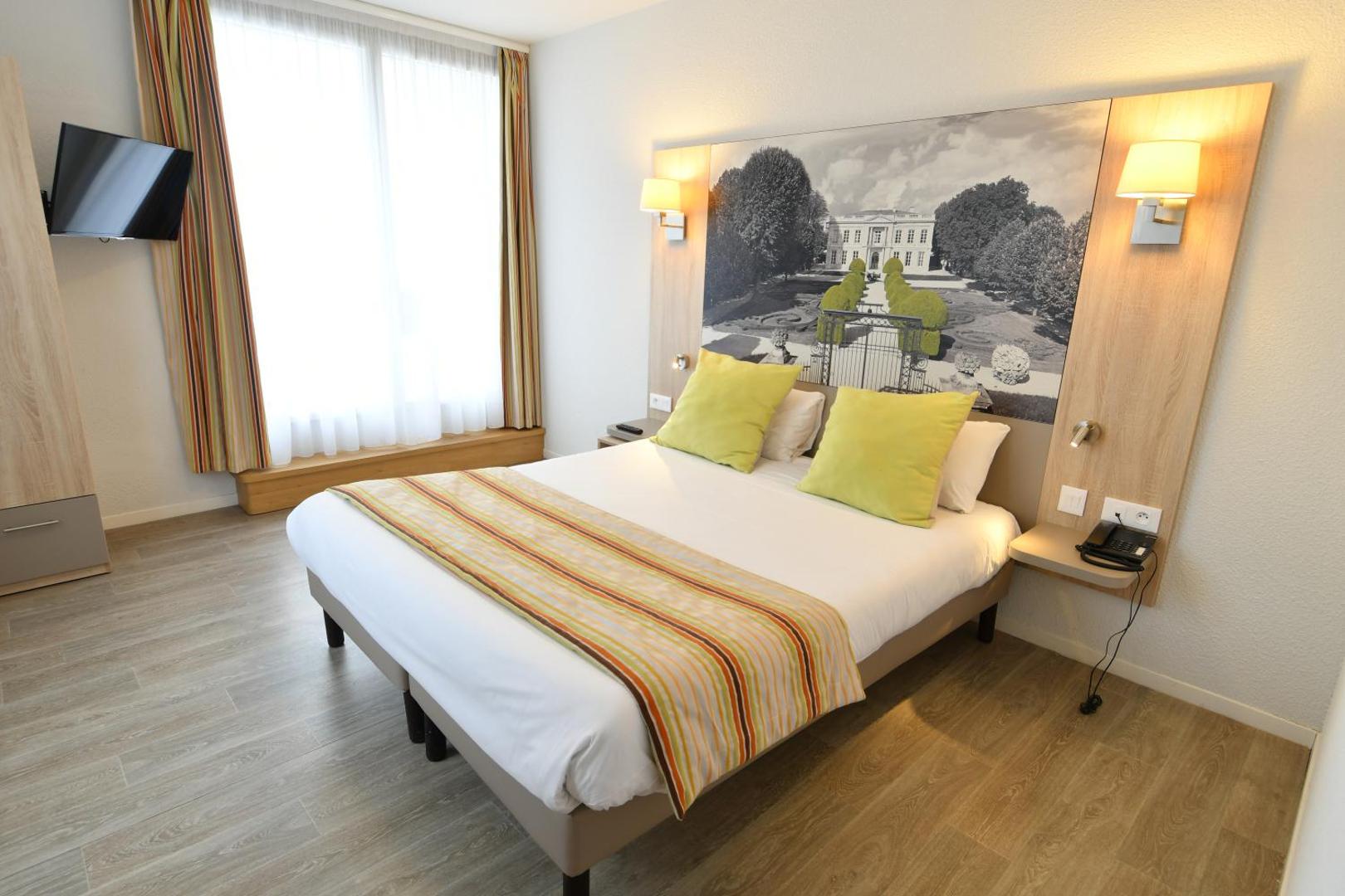 Appart-Hotel Mer & Golf City Bordeaux Bassins a Flot Appart-Hotel Mer & Golf City Bordeaux Bassins a Flot