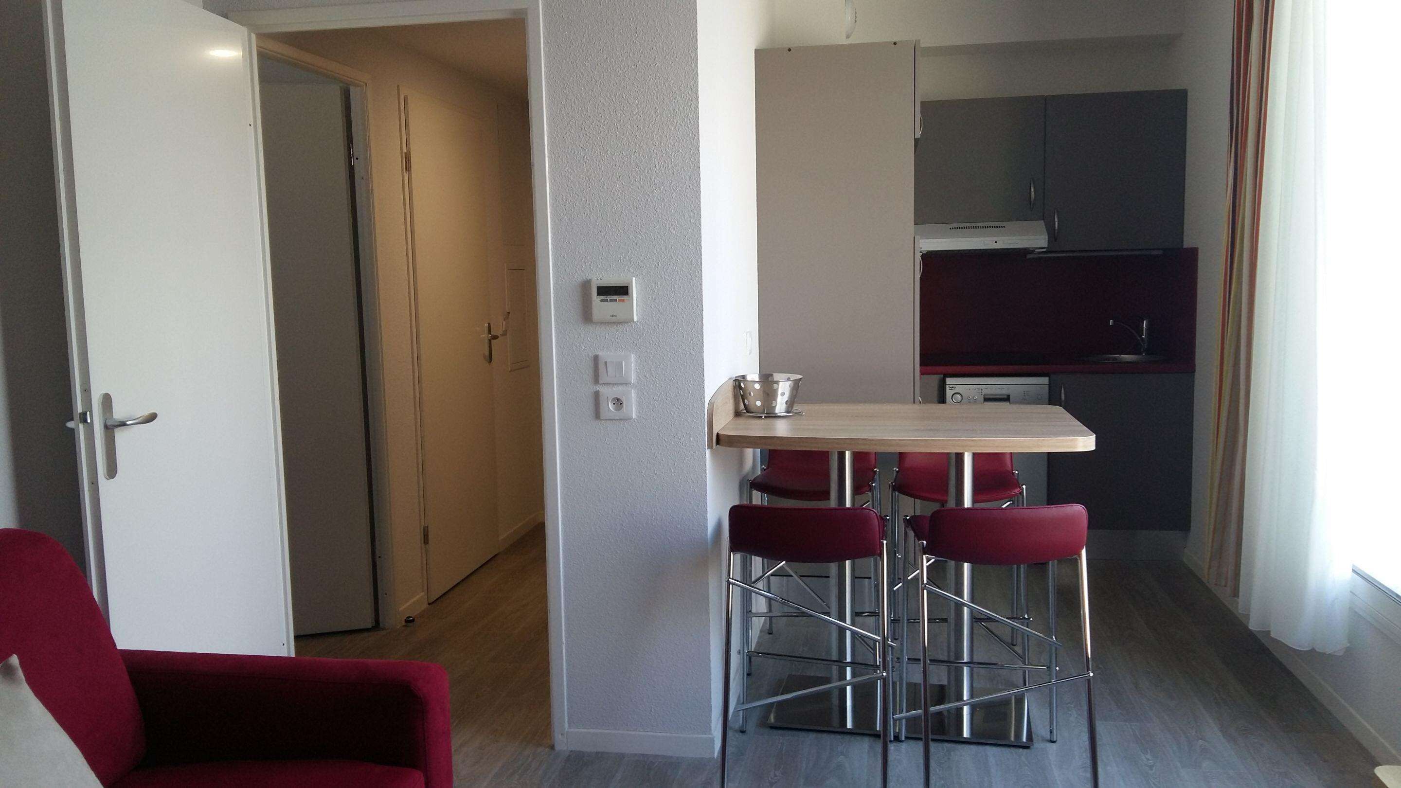 Appart-Hotel Mer & Golf City Bordeaux Bassins a Flot Appart-Hotel Mer & Golf City Bordeaux Bassins a Flot