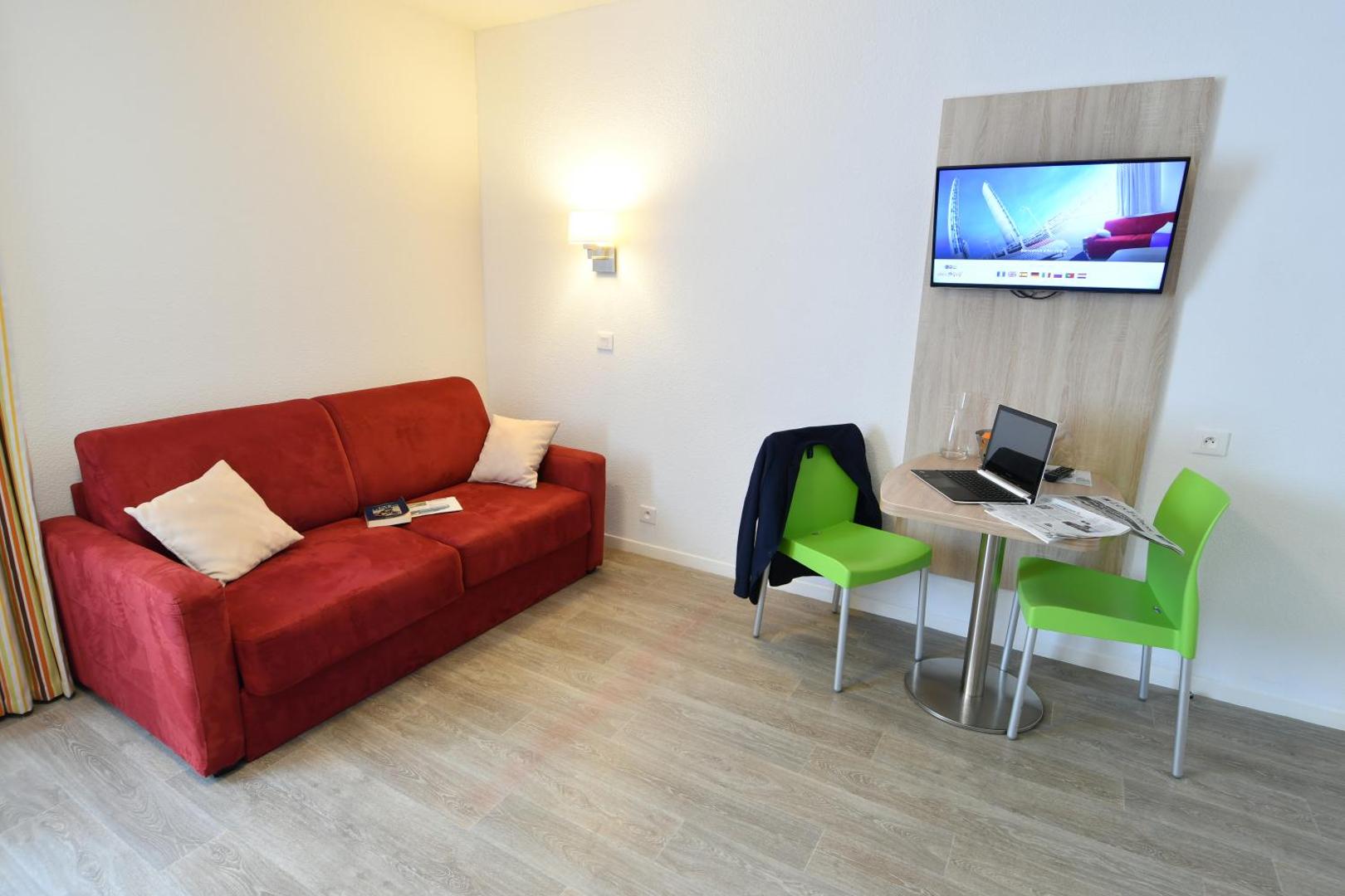 Appart-Hotel Mer & Golf City Bordeaux Bassins a Flot Appart-Hotel Mer & Golf City Bordeaux Bassins a Flot