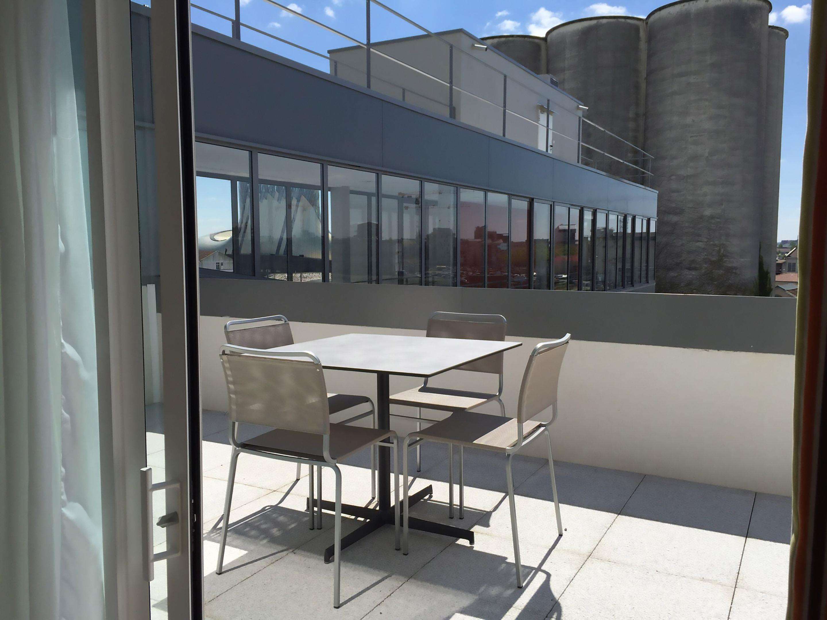 Appart-Hotel Mer & Golf City Bordeaux Bassins a Flot Appart-Hotel Mer & Golf City Bordeaux Bassins a Flot