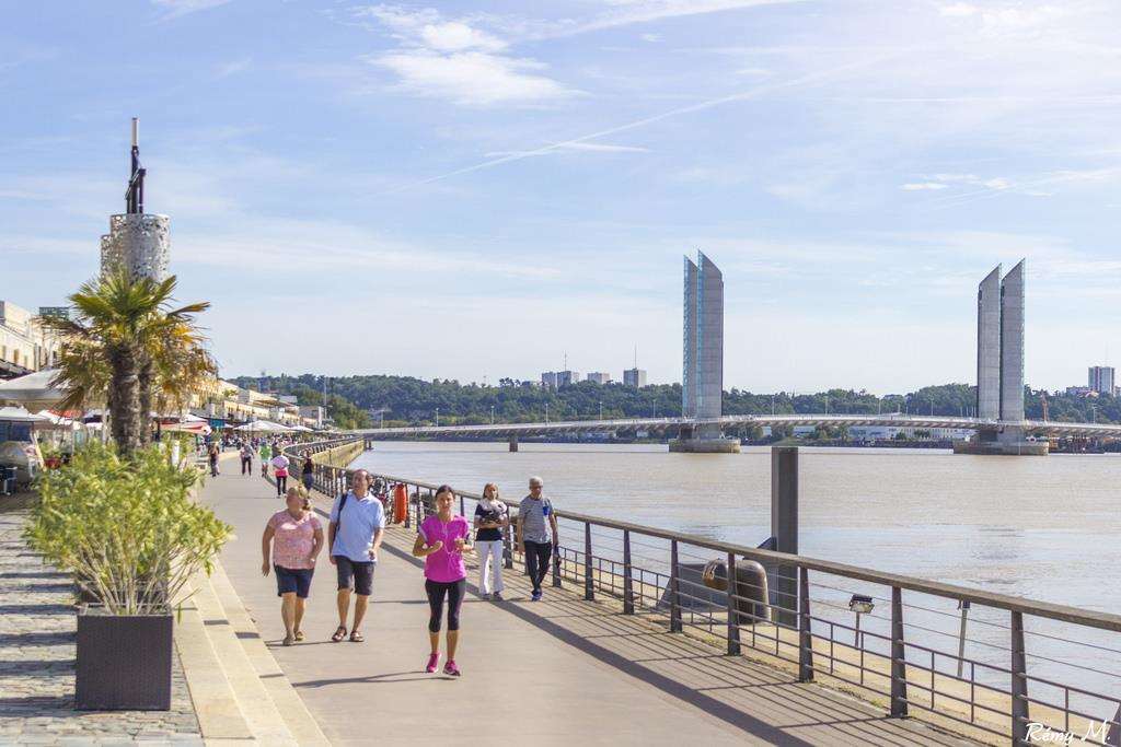 Appart-Hotel Mer & Golf City Bordeaux Bassins a Flot Appart-Hotel Mer & Golf City Bordeaux Bassins a Flot