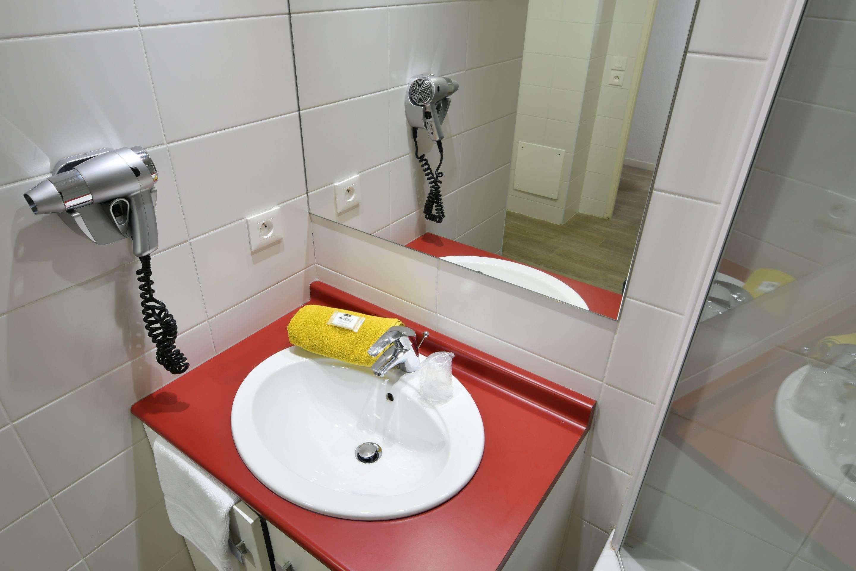 Appart-Hotel Mer & Golf City Bordeaux Bassins a Flot Appart-Hotel Mer & Golf City Bordeaux Bassins a Flot