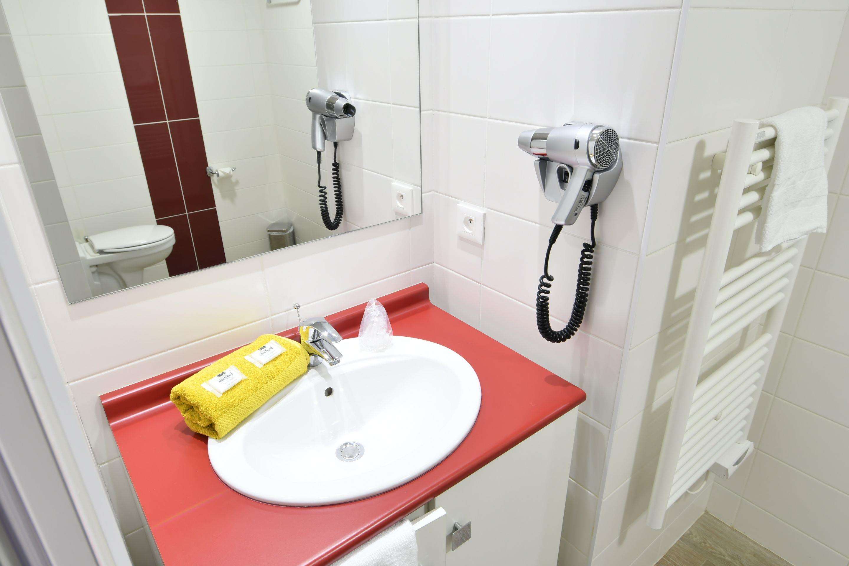 Appart-Hotel Mer & Golf City Bordeaux Bassins a Flot Appart-Hotel Mer & Golf City Bordeaux Bassins a Flot