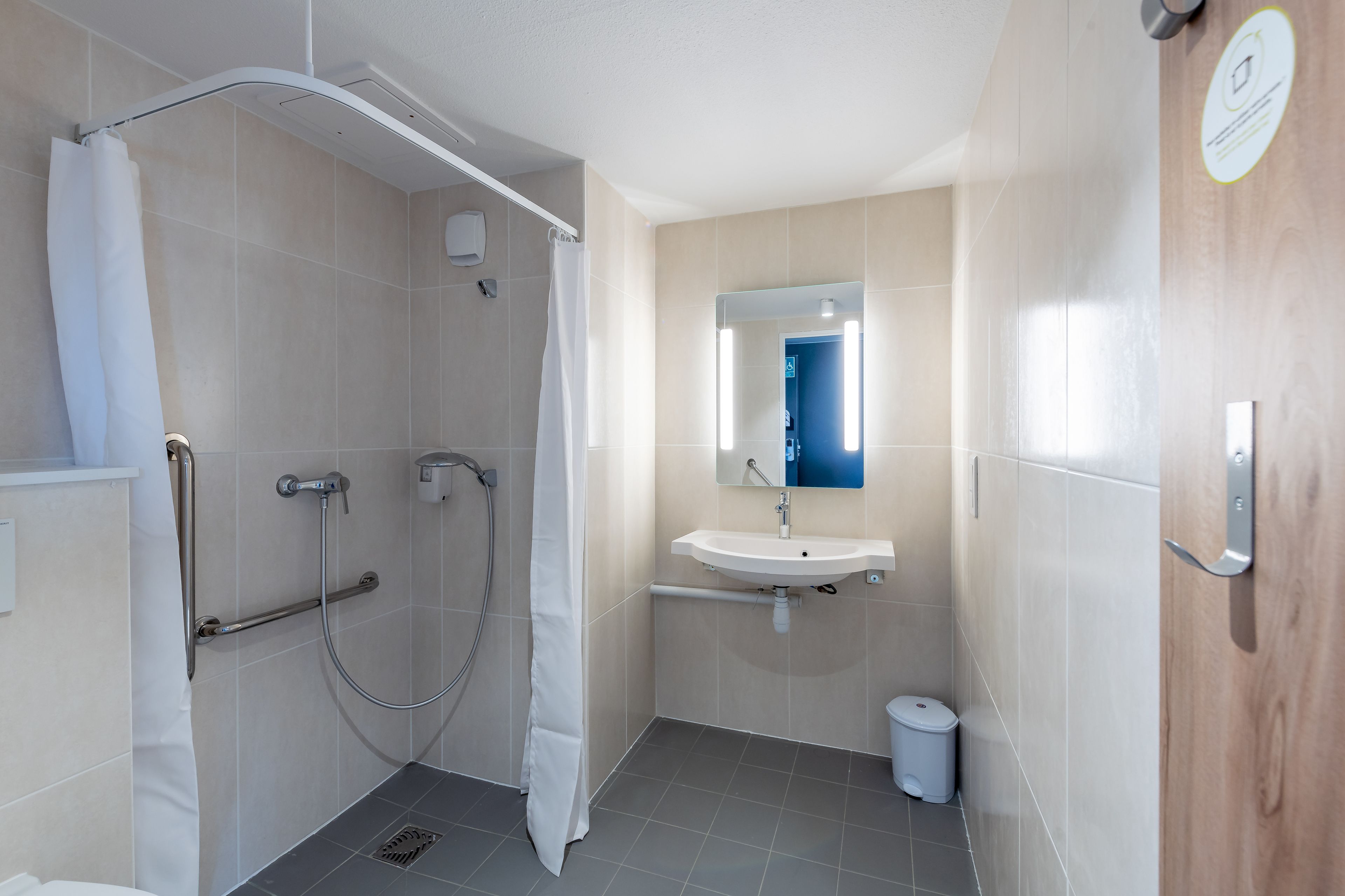 B&B Hôtel Bordeaux Centre Gare Saint-Jean B&B Hôtel Bordeaux Centre Gare Saint-Jean