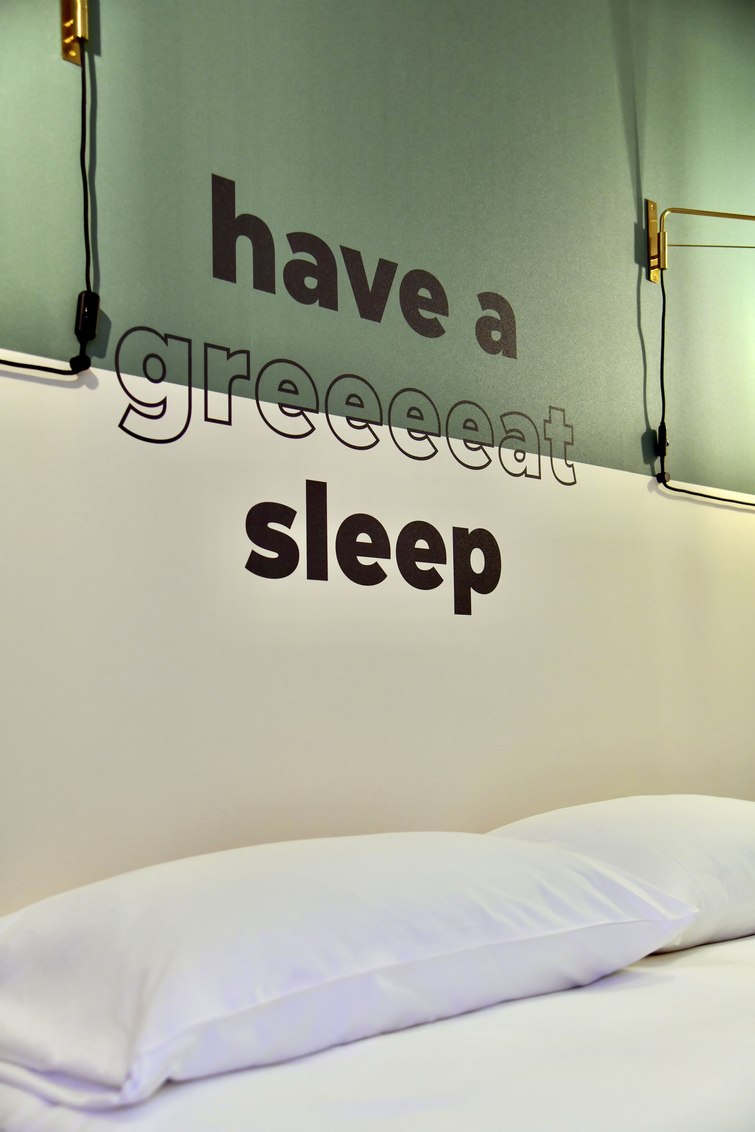 greet Hotel Brest Aéroport