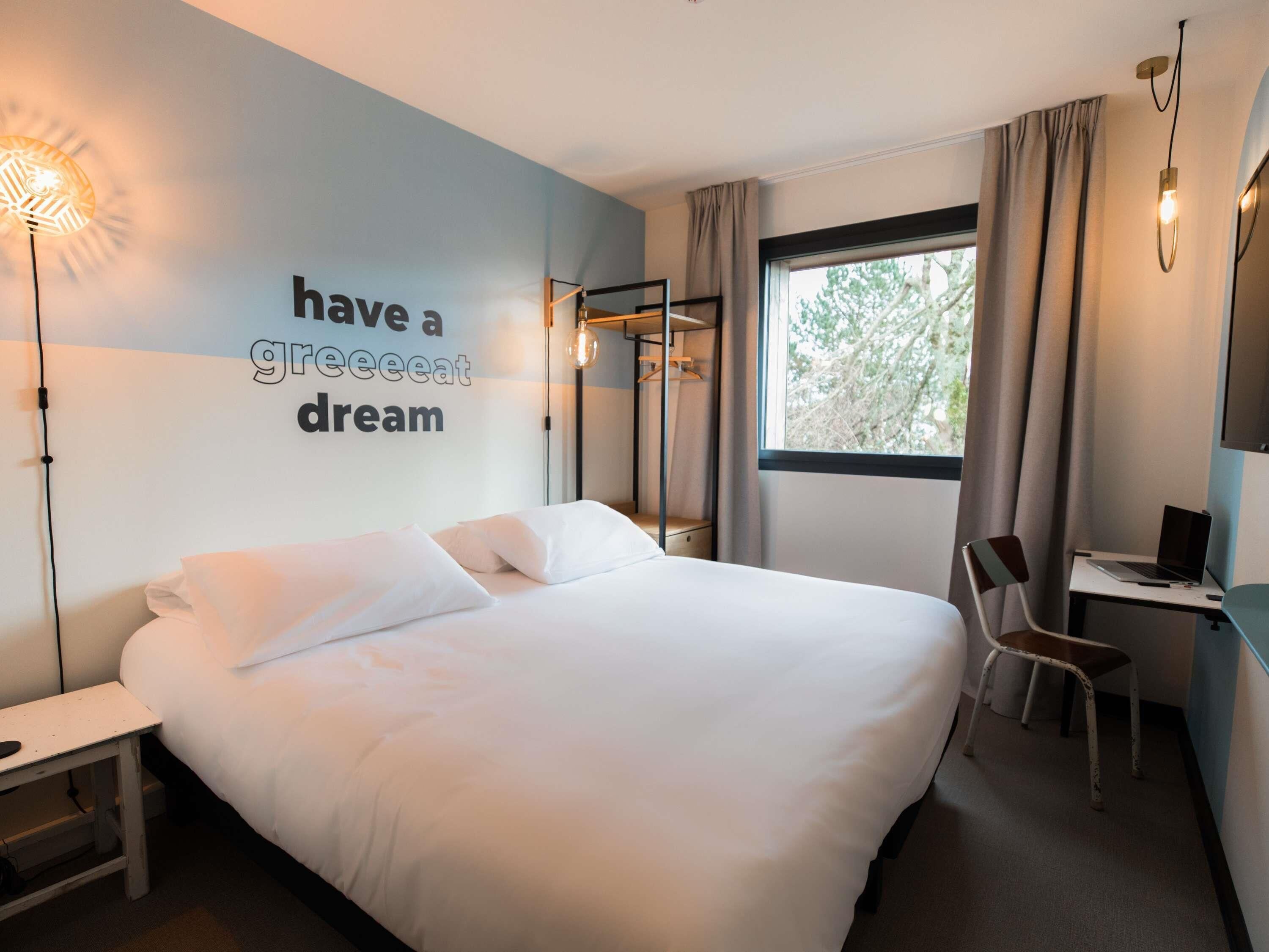 greet Hotel Brest Aéroport