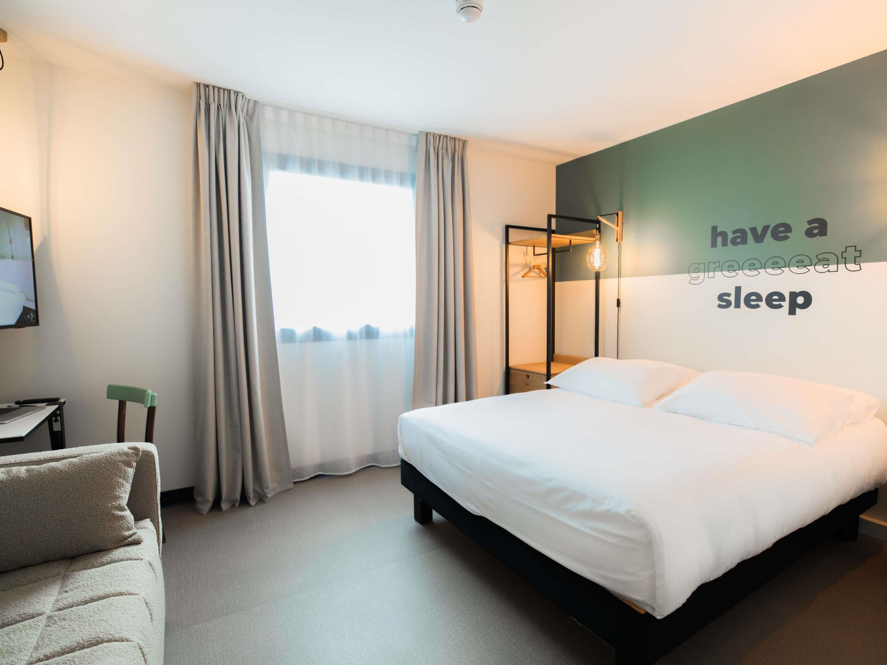 greet Hotel Brest Aéroport