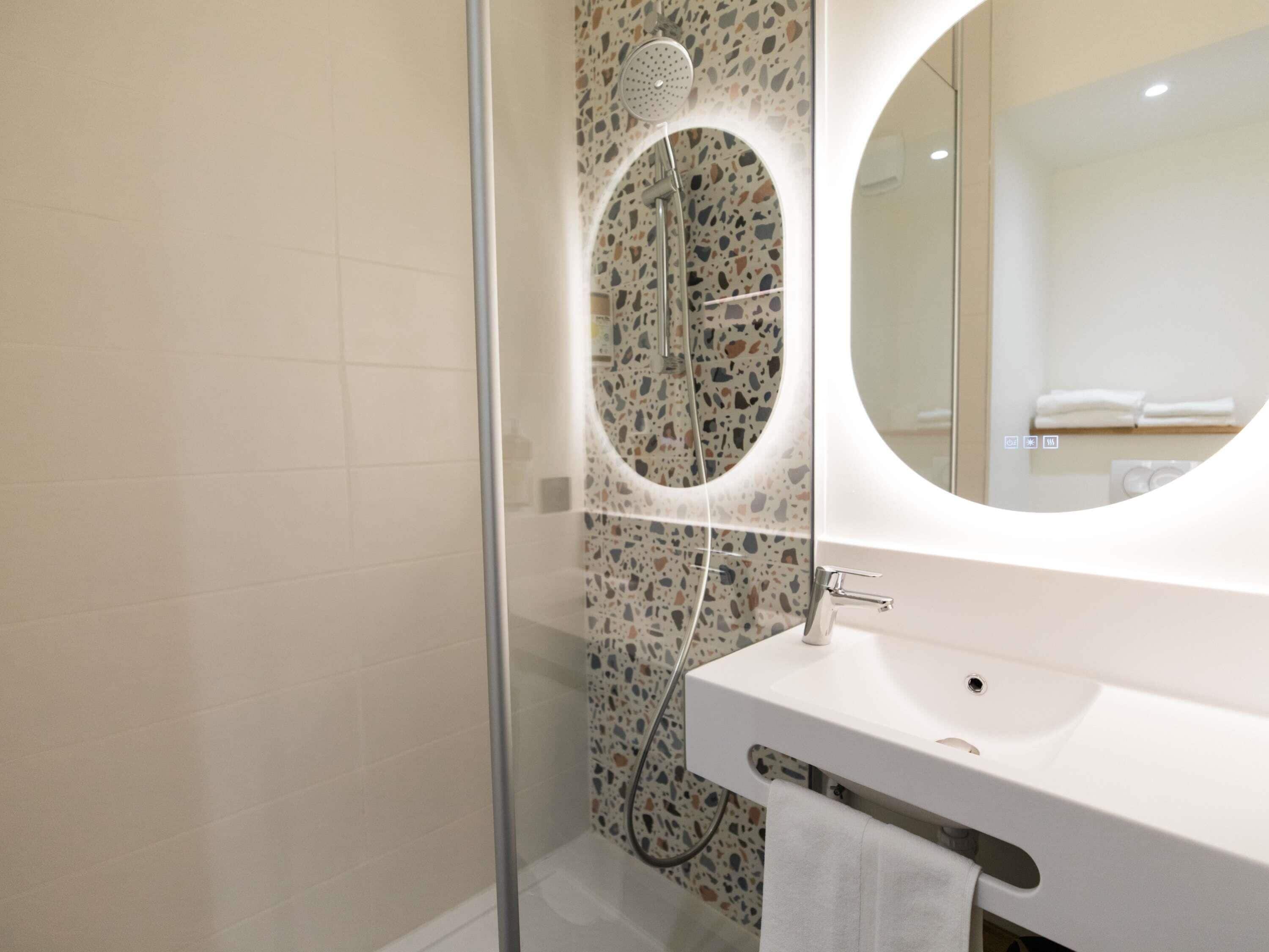 greet Hotel Brest Aéroport