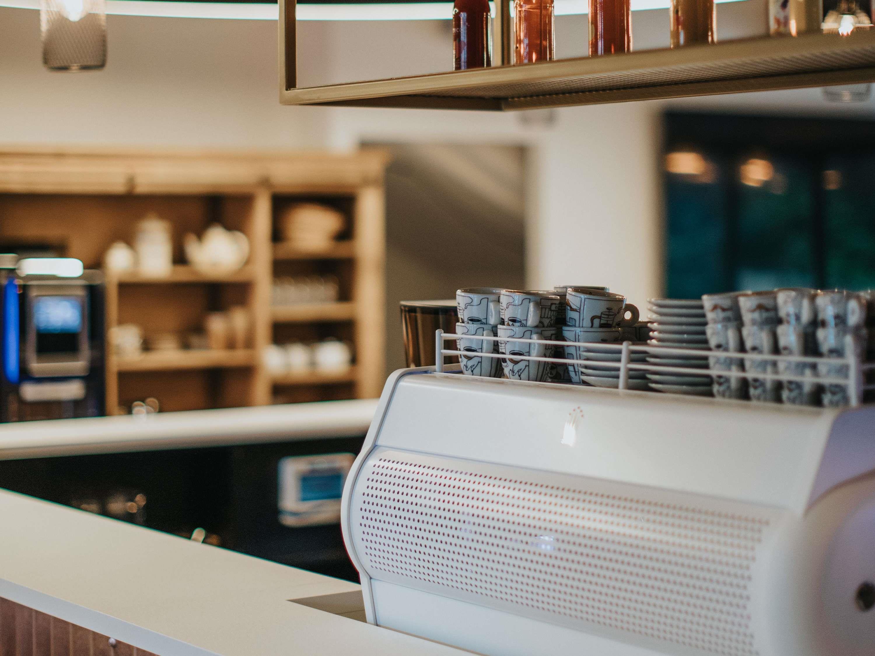 greet Hotel Brest Aéroport