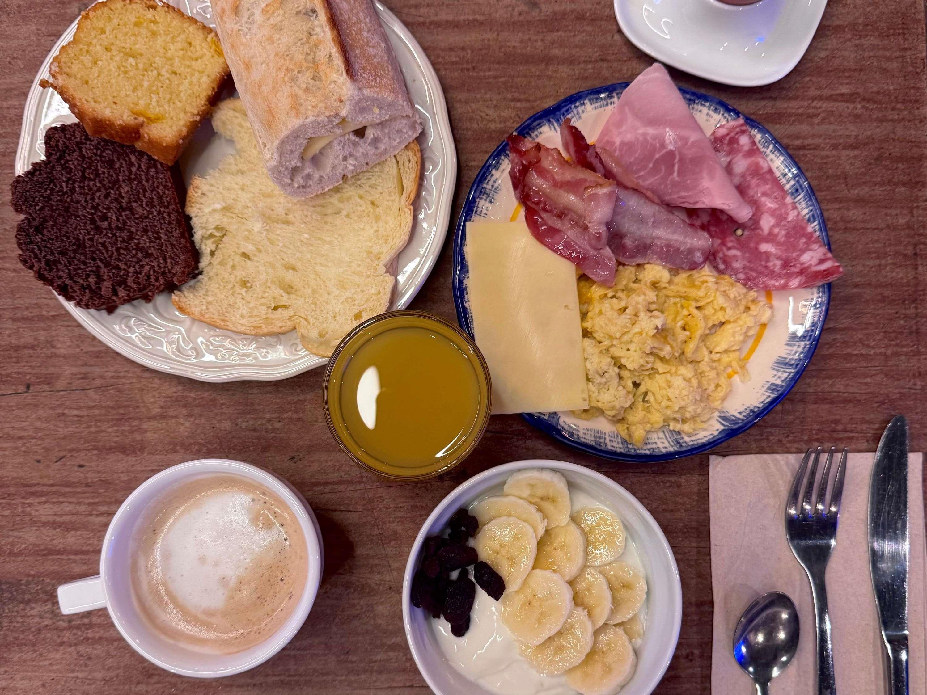 greet Hotel Brest Aéroport