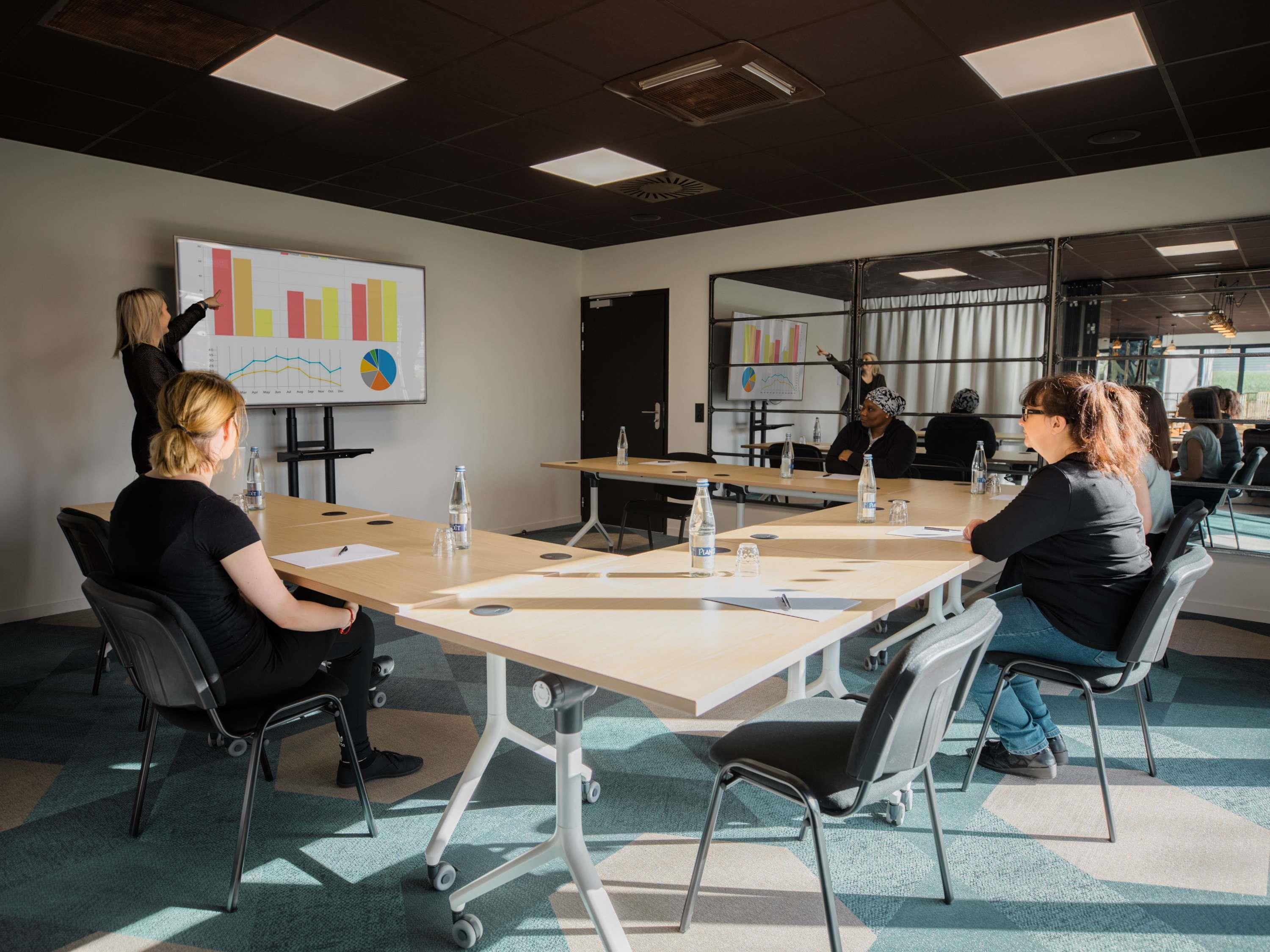 greet Hotel Brest Aéroport