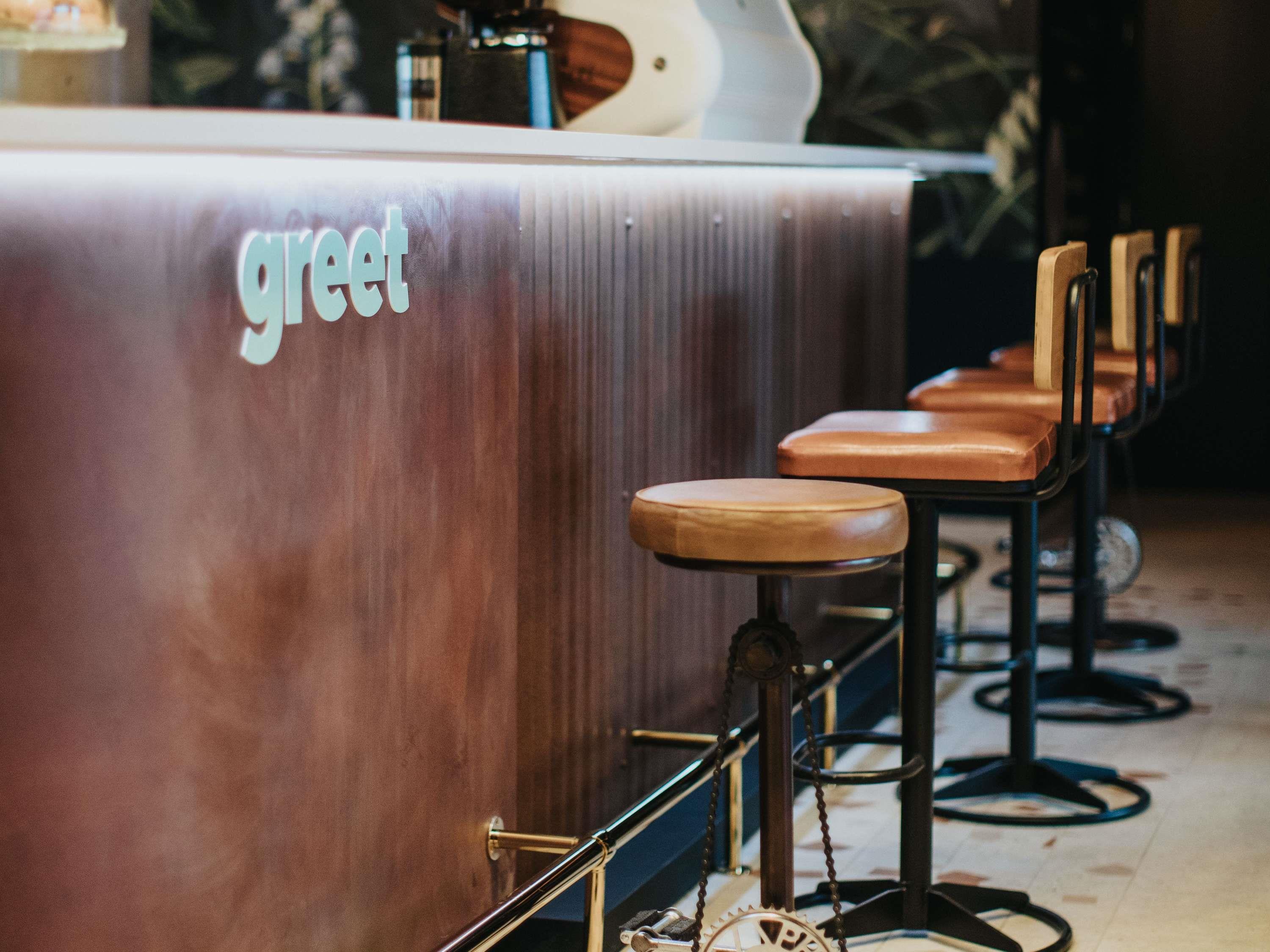 greet Hotel Brest Aéroport