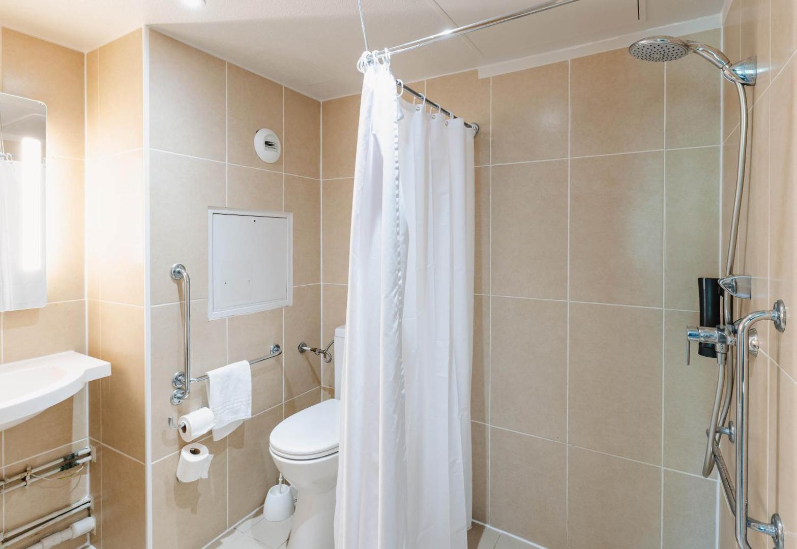 B&B Hôtel Rennes Sud Chantepie B&B Hôtel Rennes Sud Chantepie