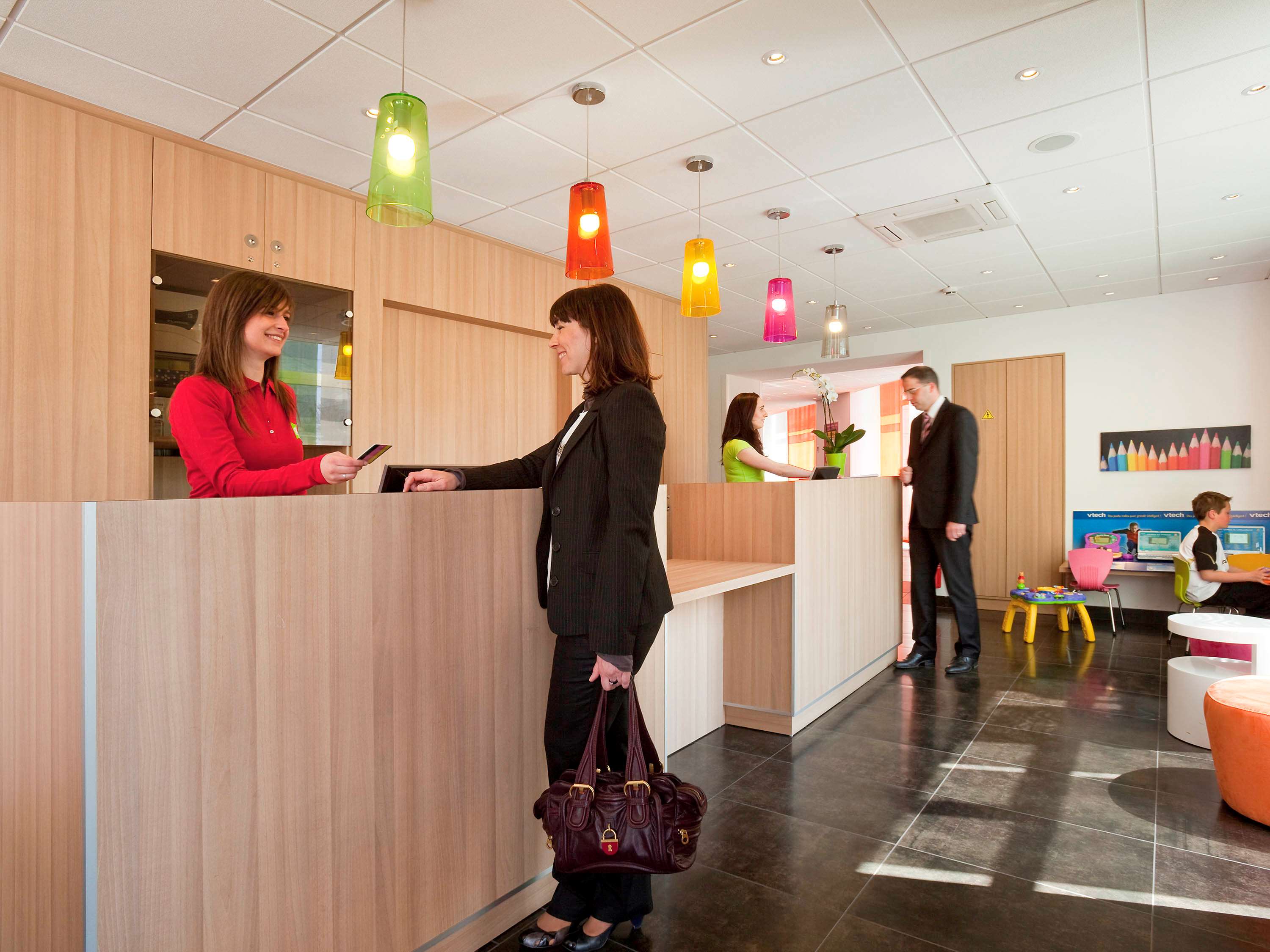 ibis Styles Rennes Centre Gare - Nord ibis Styles Rennes Centre Gare - Nord